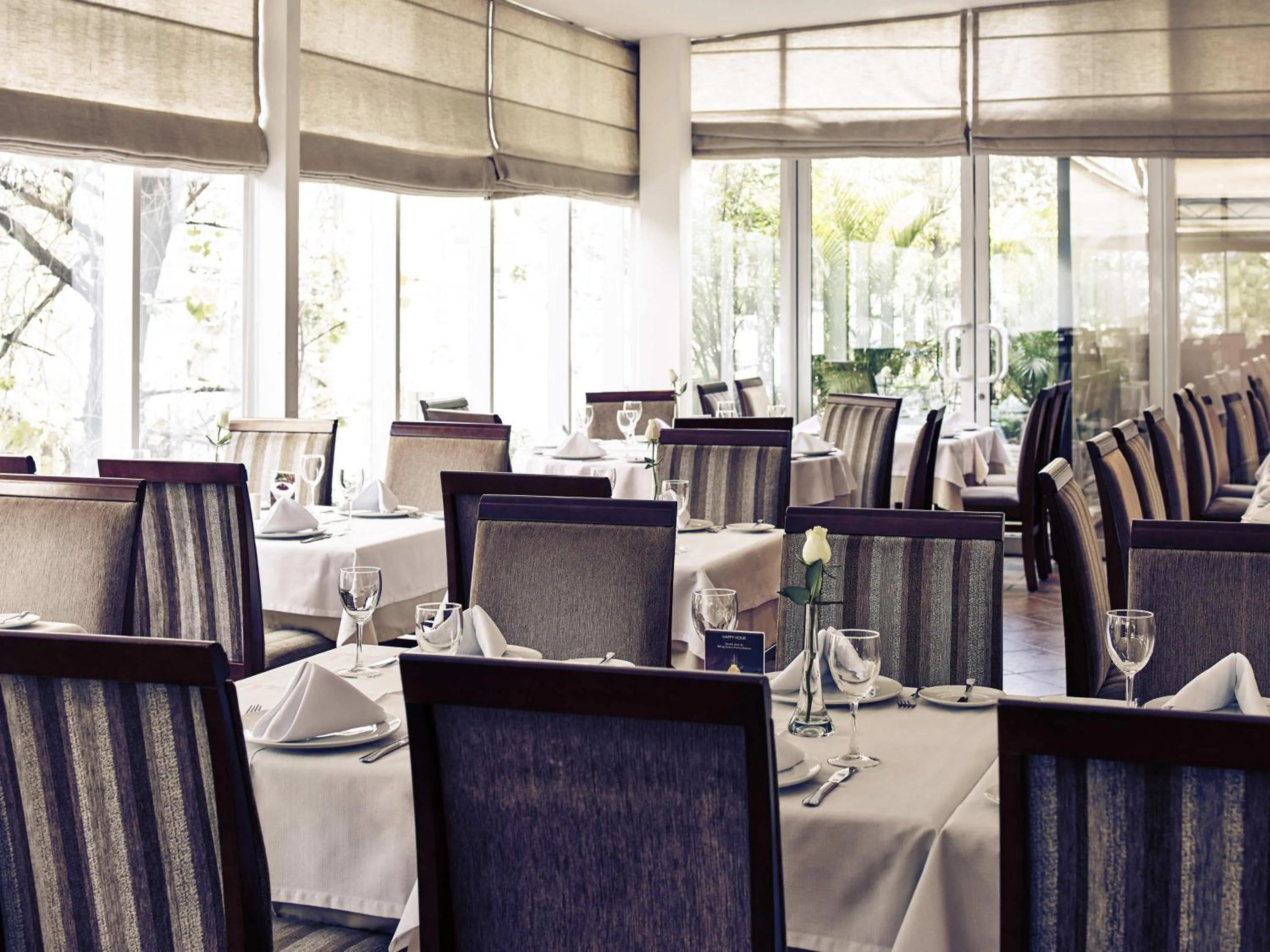 Restaurant/places to eat in Mercure Sao Paulo Vila Olimpia