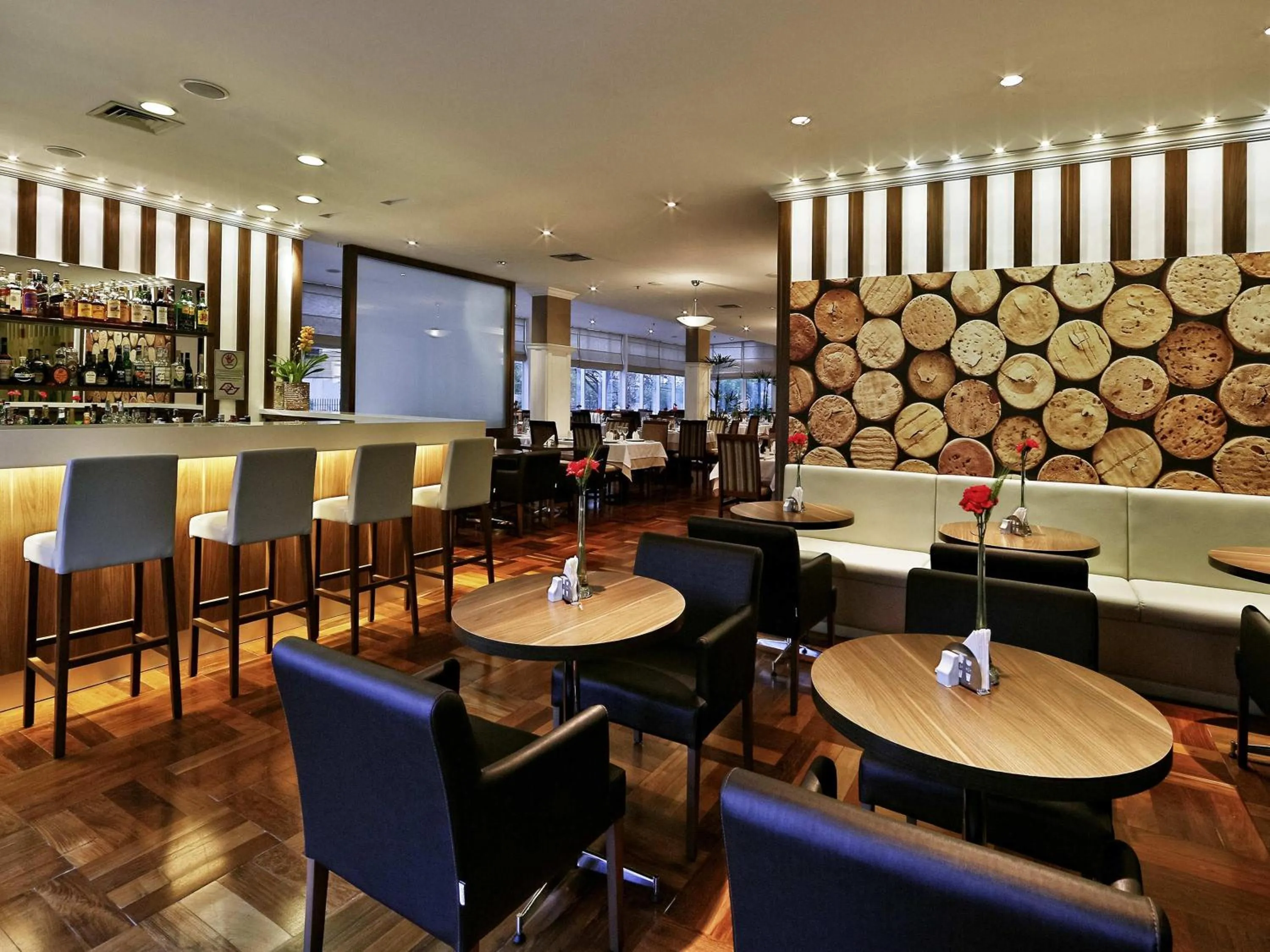 Lounge or bar in Mercure Sao Paulo Vila Olimpia