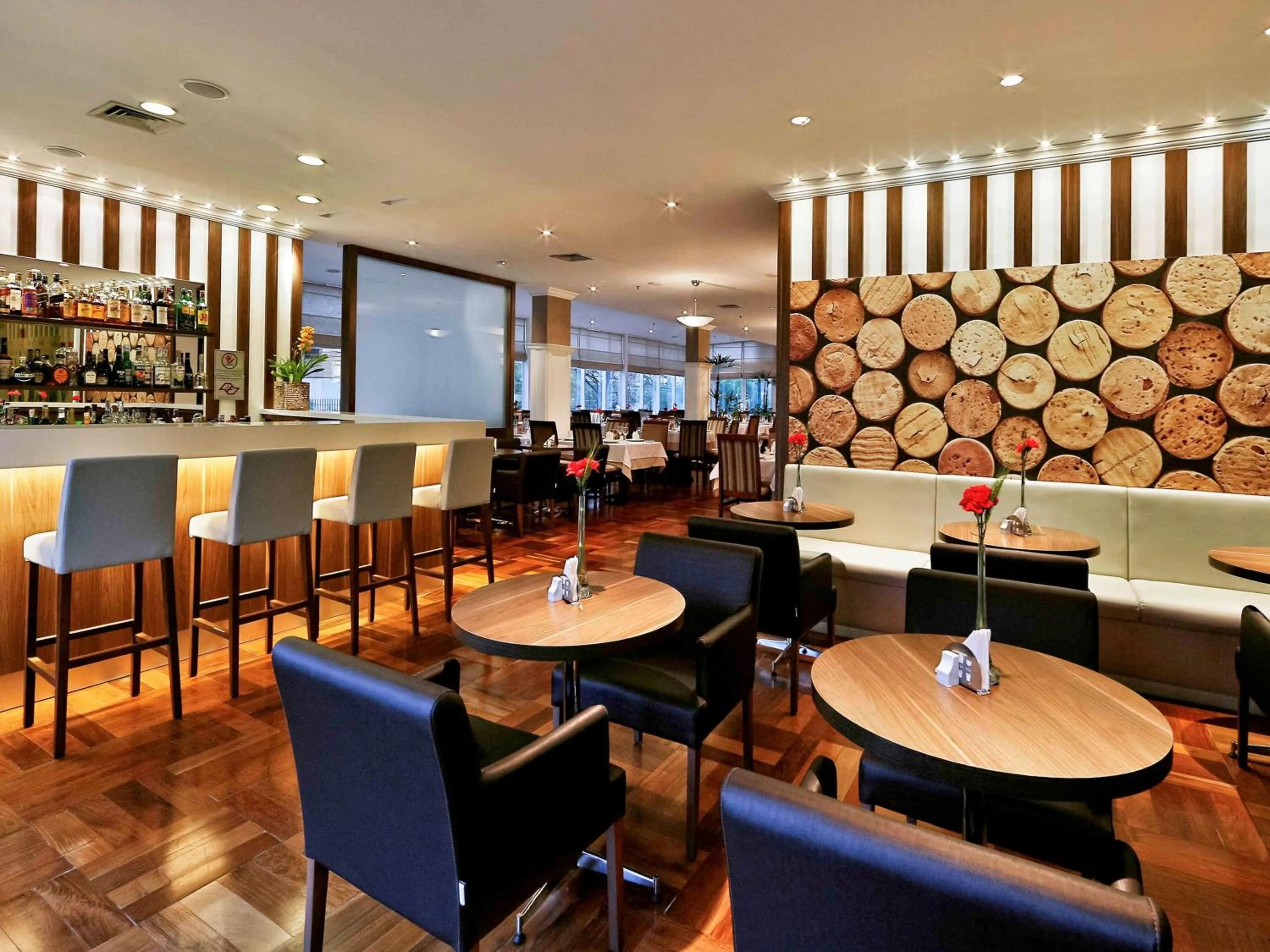 Lounge or bar in Mercure Sao Paulo Vila Olimpia