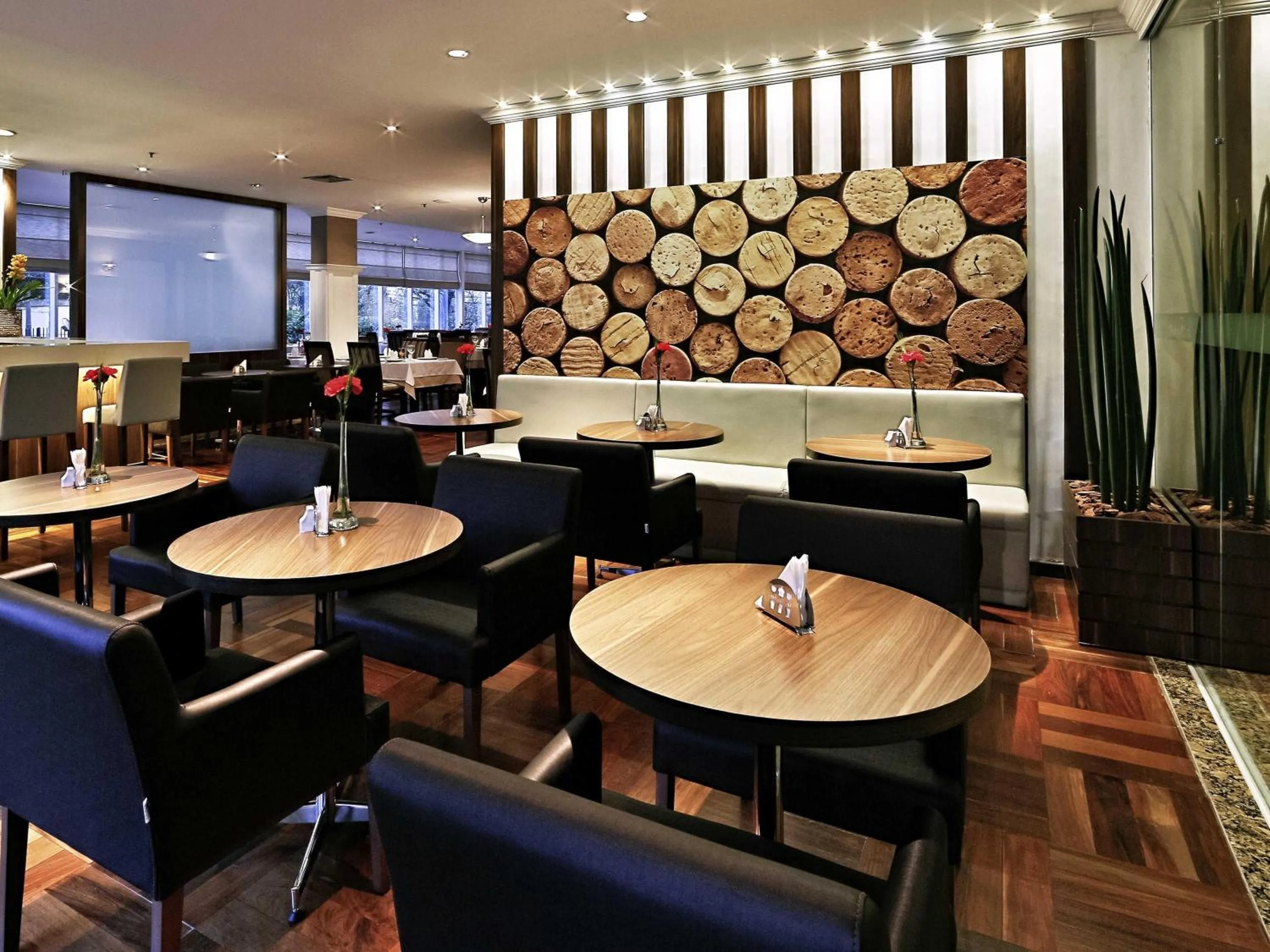 Lounge or bar in Mercure Sao Paulo Vila Olimpia