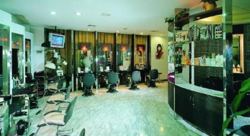 Dongguan Metropolitan Yijing Hotel