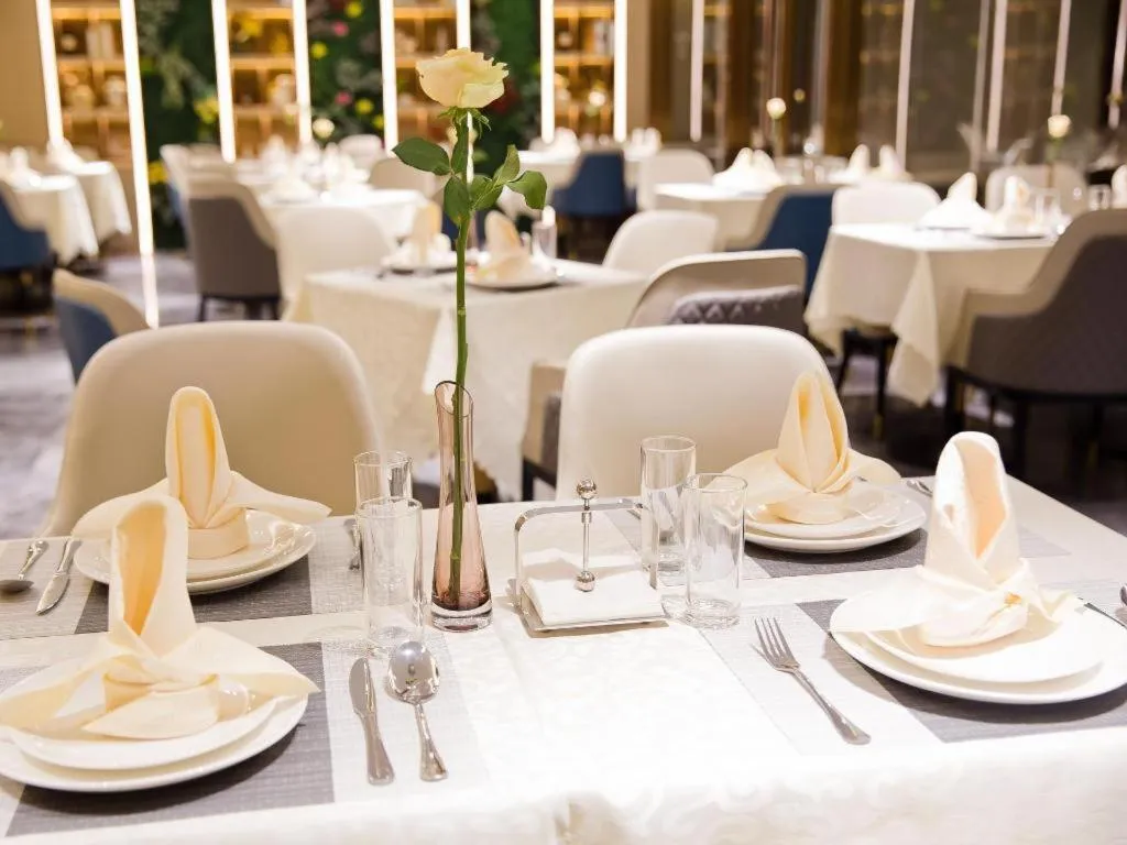 Lavande Hotel Shenzhen Dongmen Shuibeicuizhu Metro Station