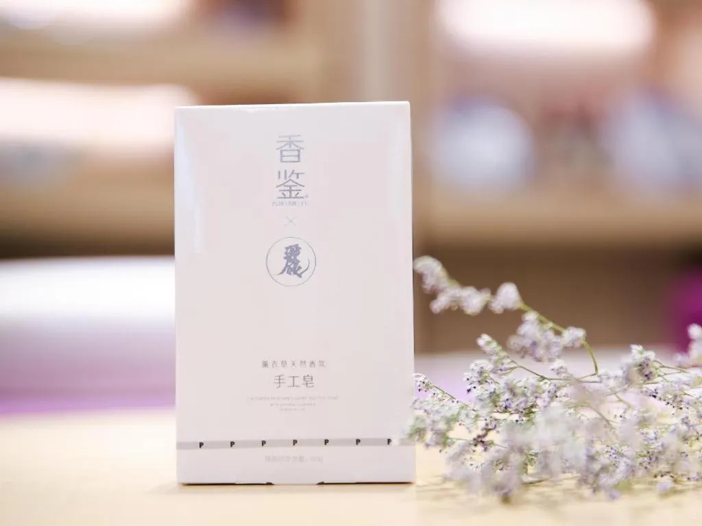 Lavande Hotel Shenzhen Dongmen Shuibeicuizhu Metro Station