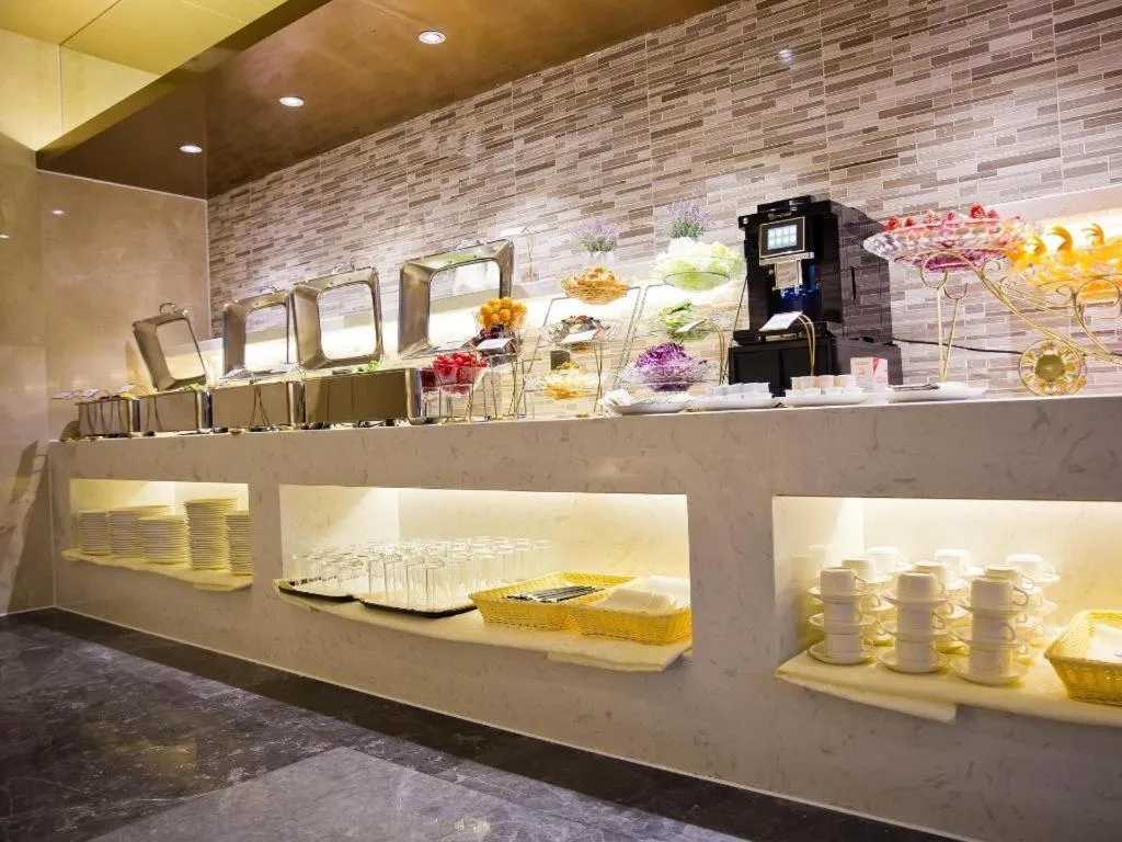 Lavande Hotel Shenzhen Dongmen Shuibeicuizhu Metro Station