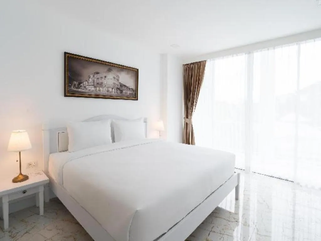 Bed in B2 Phuket Premier Hotel