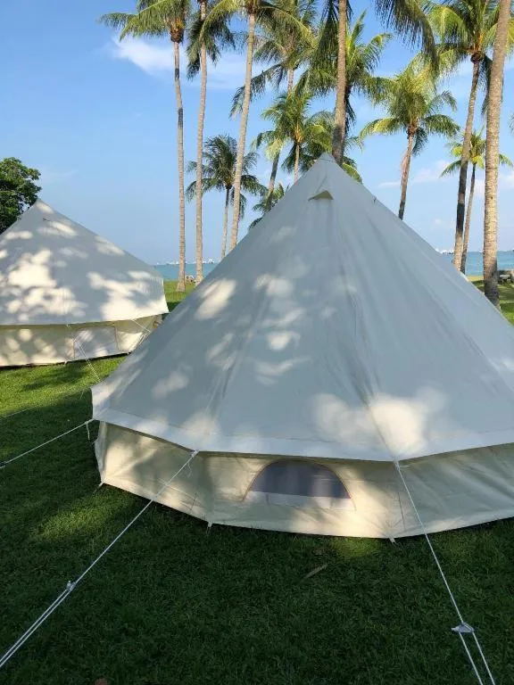 Glamping kaki singapore-Standard medium bell tent