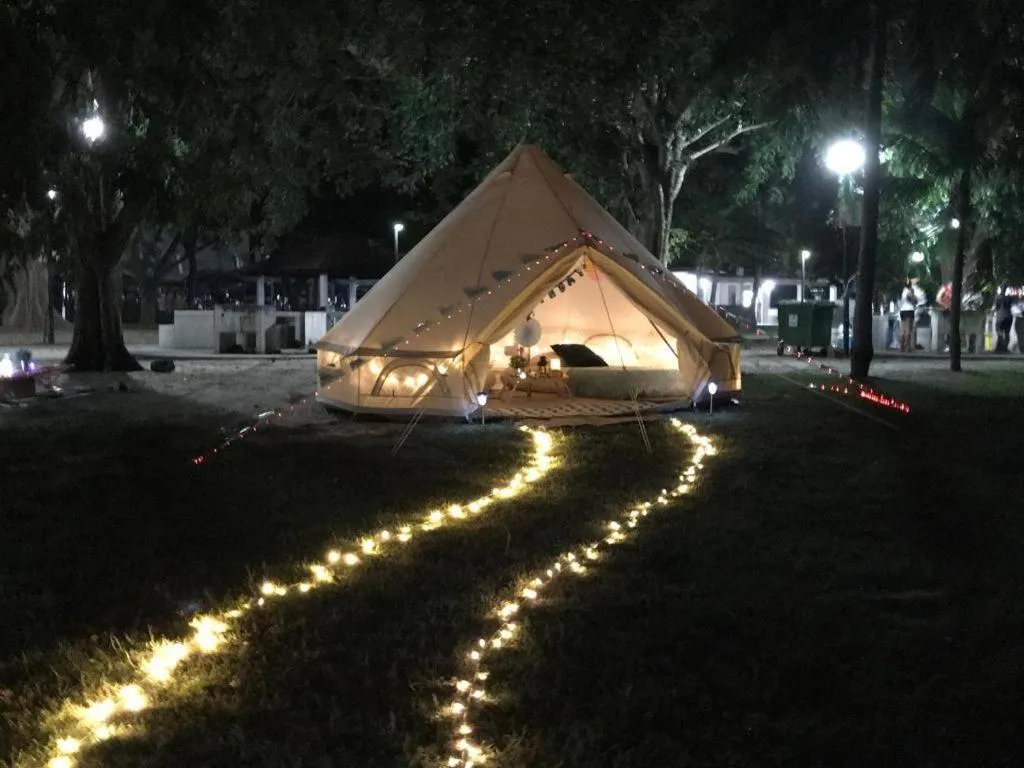 Glamping kaki singapore-Standard medium bell tent