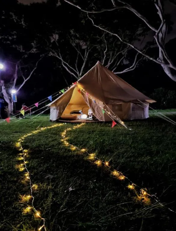Glamping kaki singapore-Standard medium bell tent