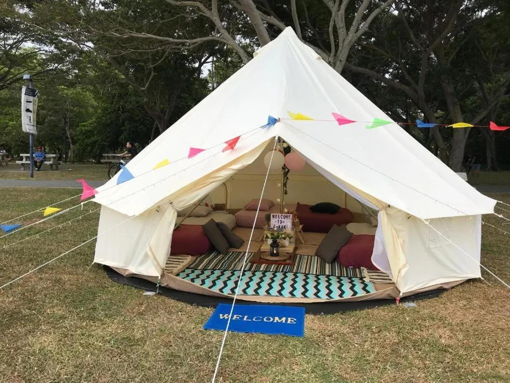 Glamping kaki singapore-Standard medium bell tent