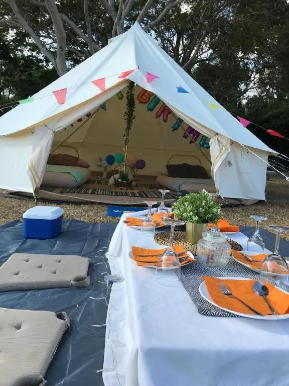 Glamping kaki singapore-Standard medium bell tent