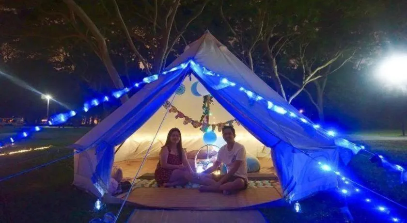 Glamping kaki singapore-Standard medium bell tent