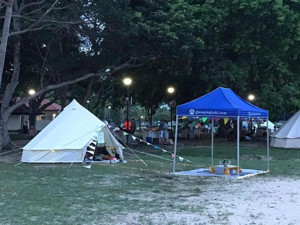 Glamping kaki singapore-Standard medium bell tent