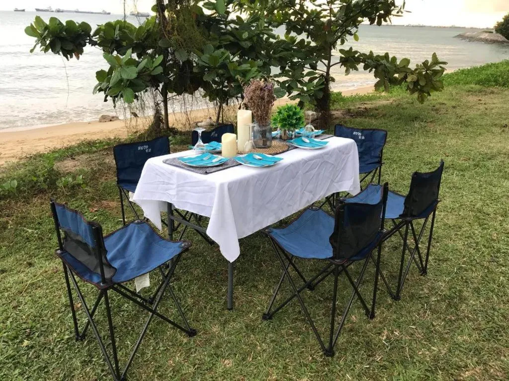 Glamping kaki singapore-Standard medium bell tent