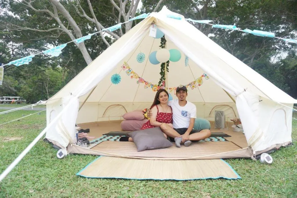 Glamping kaki singapore-Standard medium bell tent