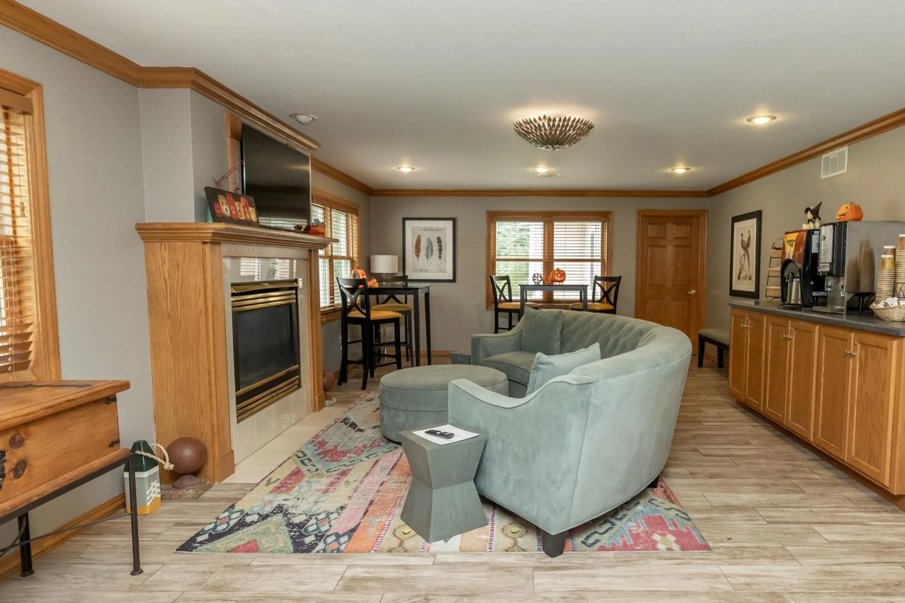 Coffee/tea facilities in Westwood Shores Waterfront Resort