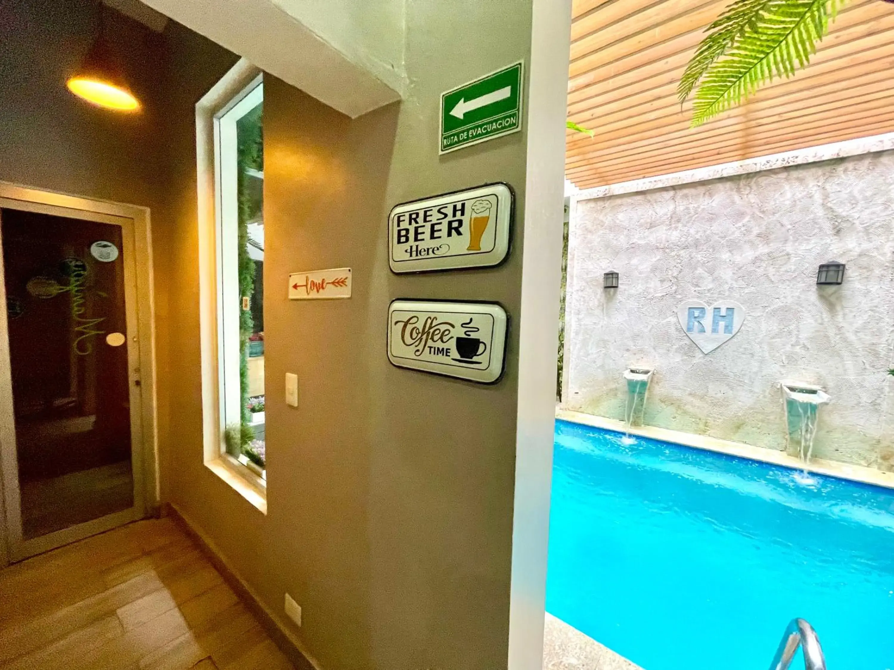 Swimming pool in RIG Puerto Malecón Swimming pool in RIG Puerto Malecón