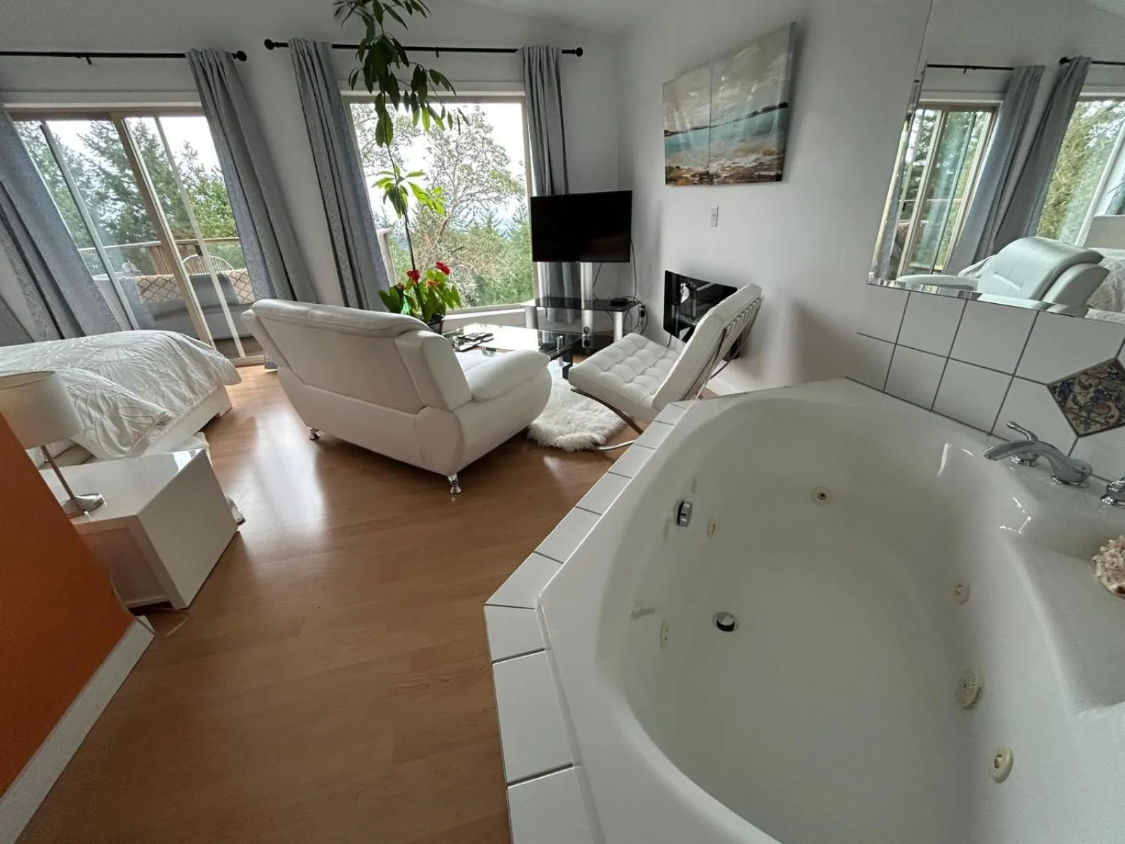 Property building in Armand Heights