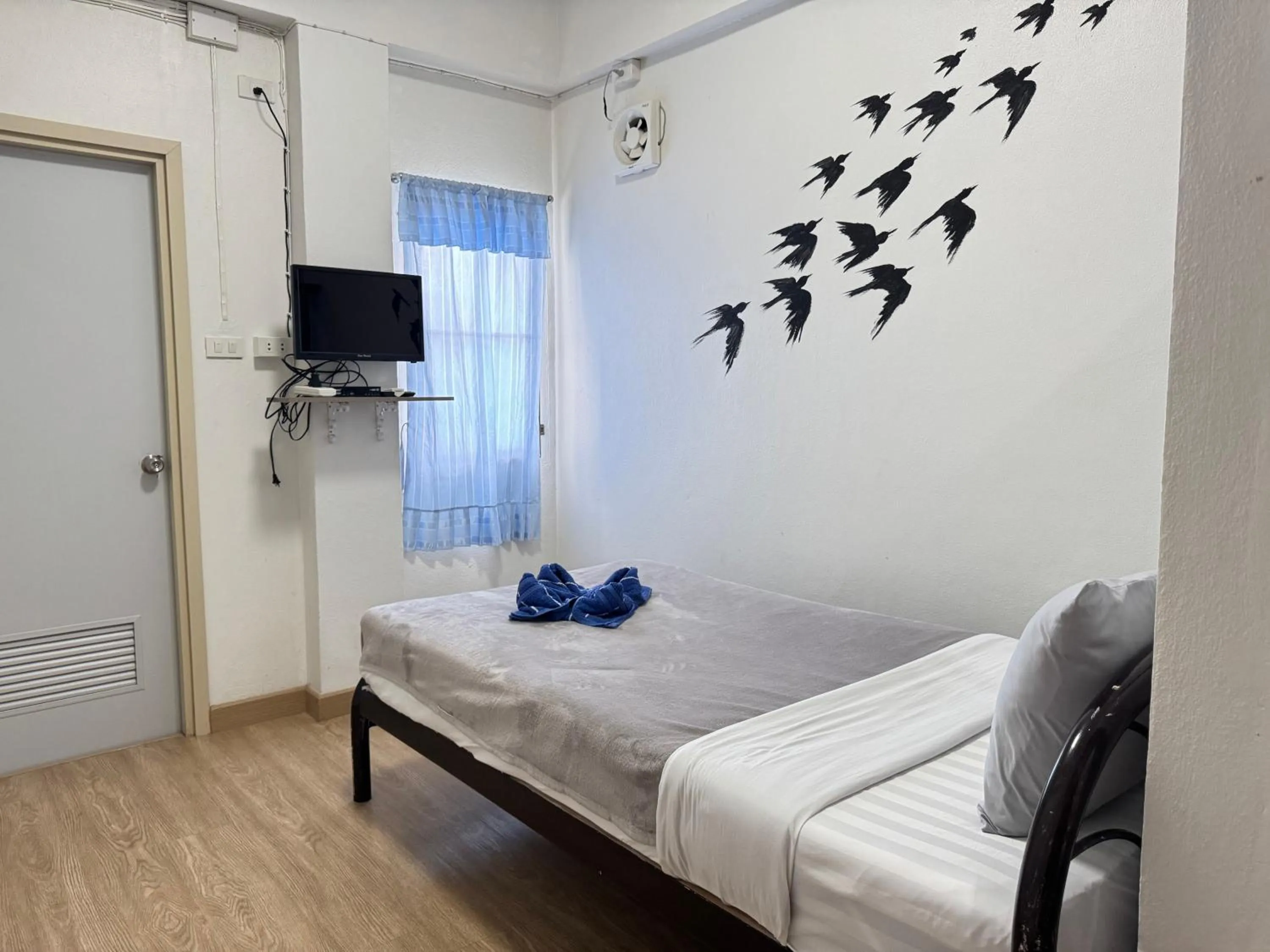 Bedroom, Bed in Collection O Centre Place