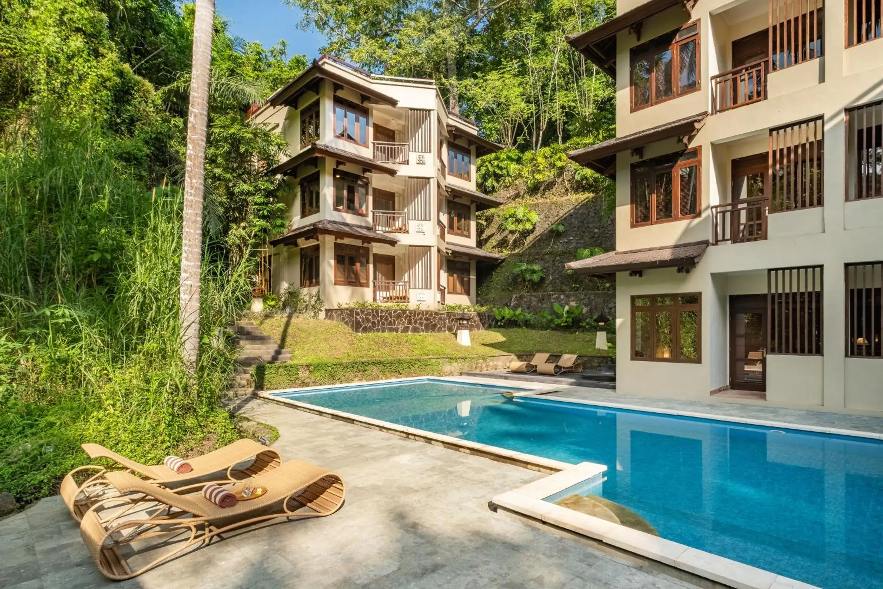 Property building in Semana Residences by Cove Property building in Semana Residences by Cove