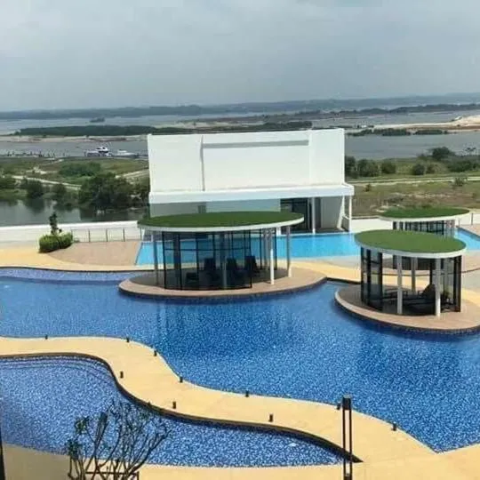 Swimming pool in Bora Residences by Antlerzone
