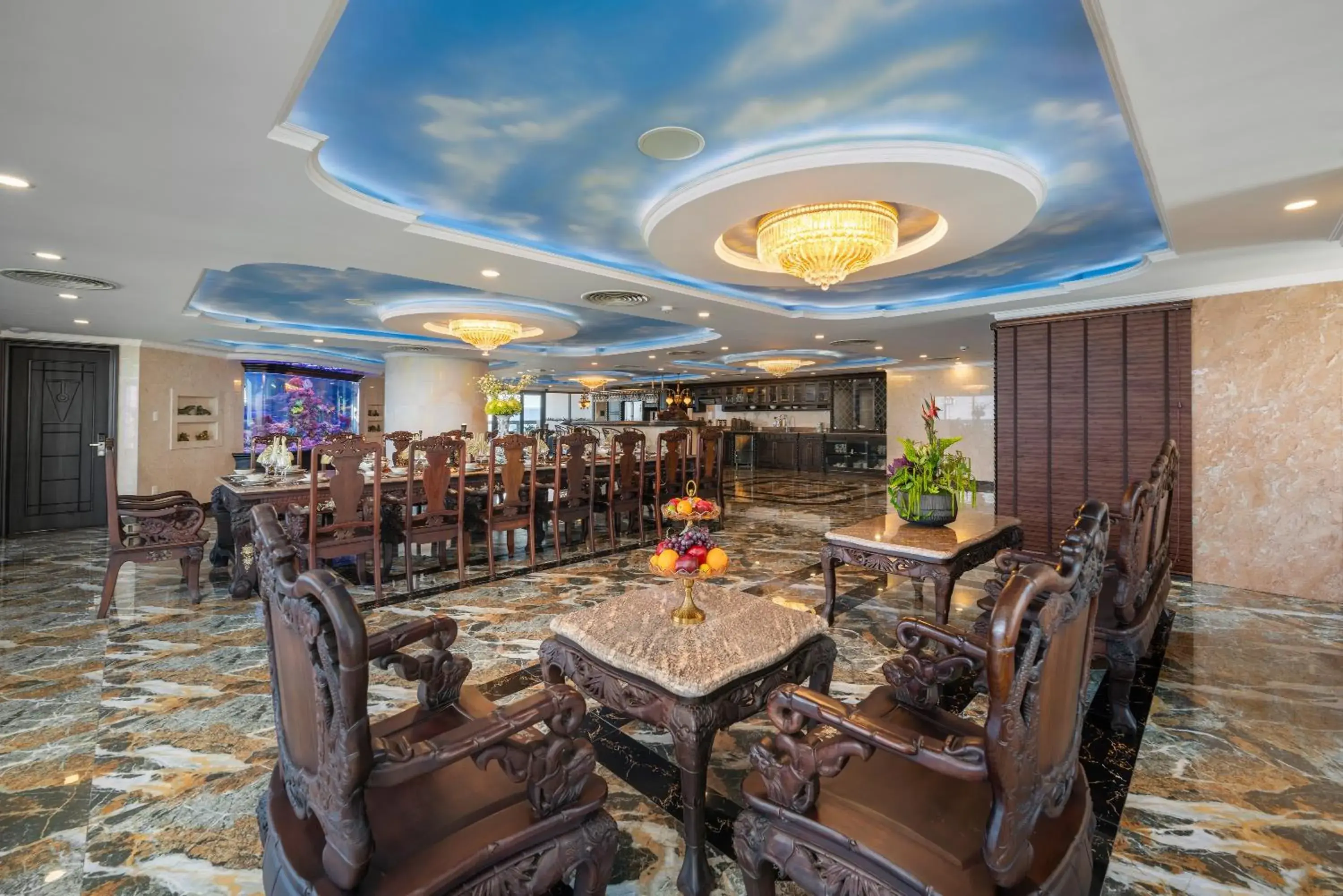 Restaurant/places to eat in V-Hotel Da Nang Beach Restaurant/places to eat in V-Hotel Da Nang Beach