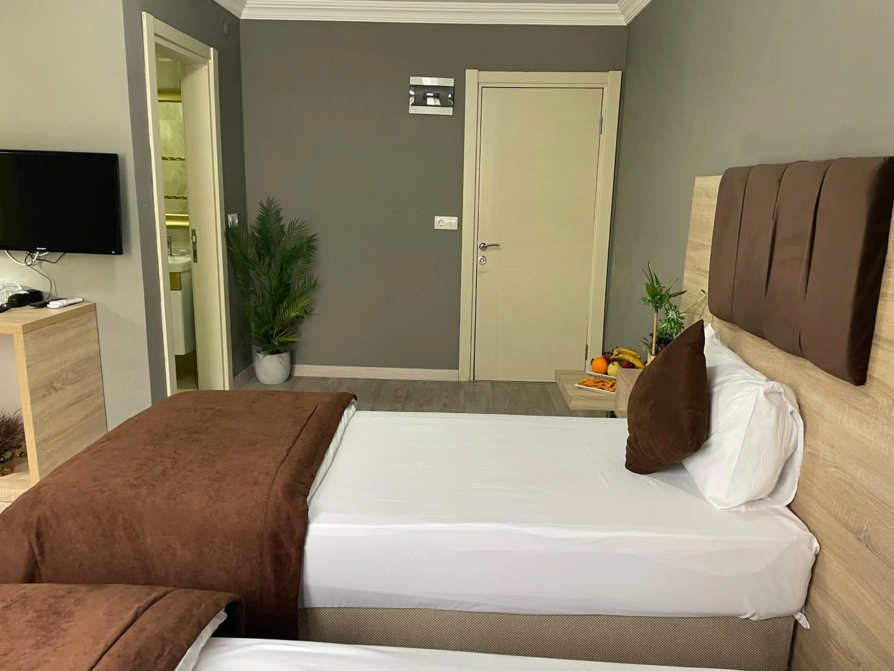 Standard Double Room in PUGARi HOTEL Standard Double Room in PUGARi HOTEL