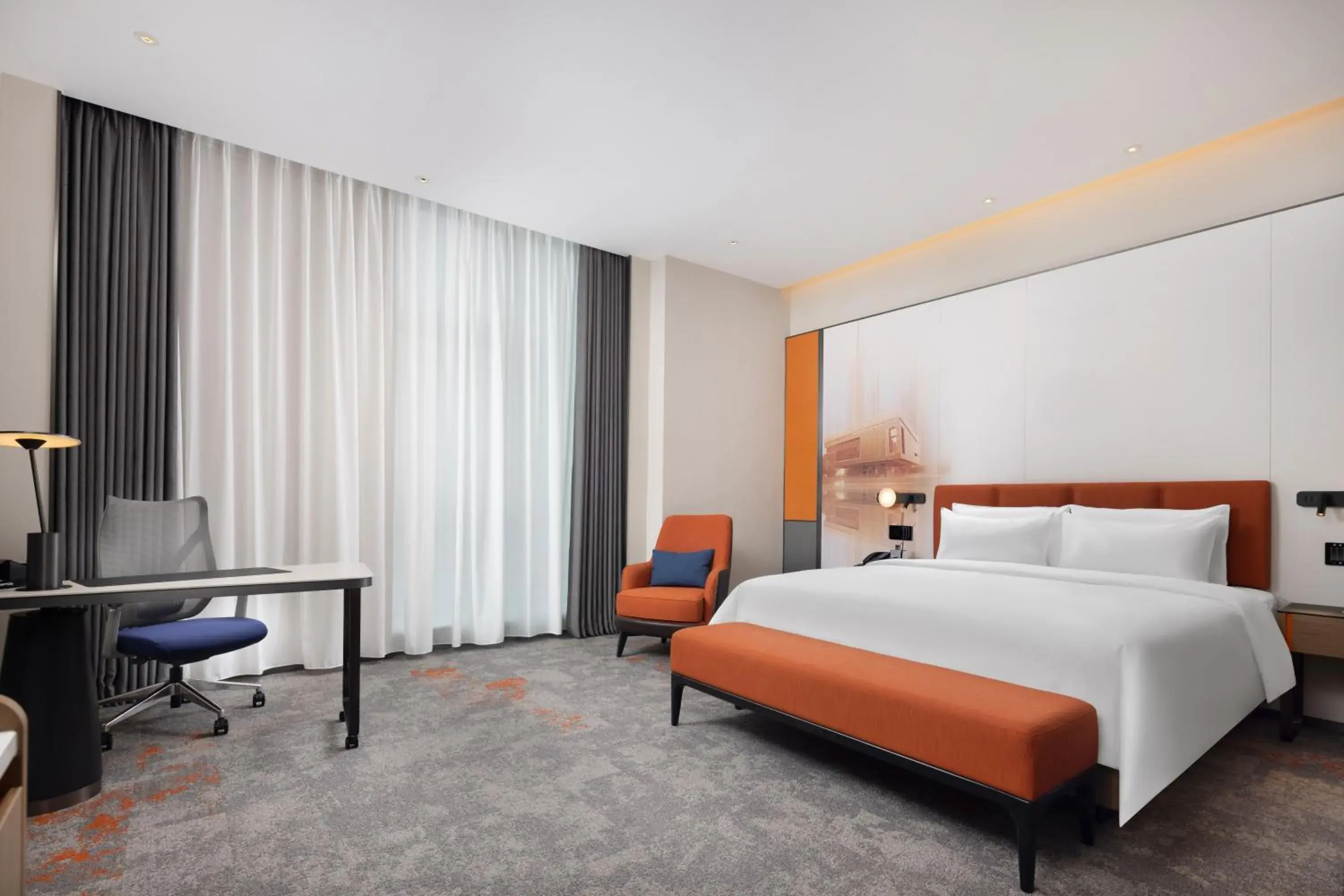 Bed in Hampton by Hilton Dongguan Liaobu Songshan Lake Avenue Bed in Hampton by Hilton Dongguan Liaobu Songshan Lake Avenue