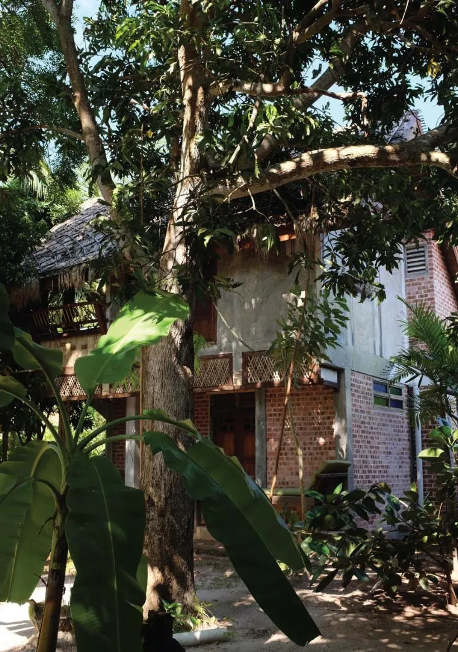 Property building in Panji Panji Tropical Wooden Home