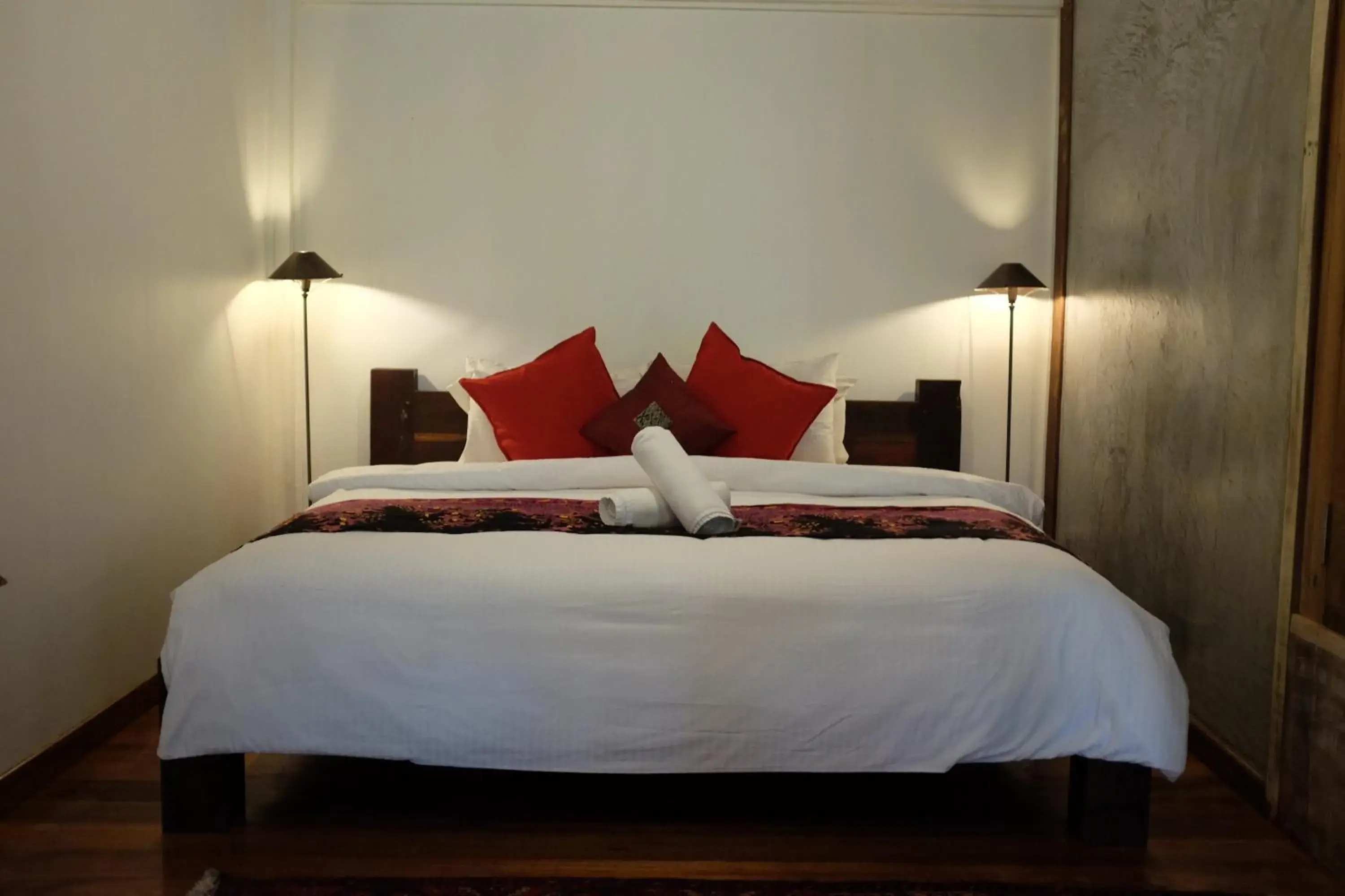 Bed in Panji Panji Tropical Wooden Home Bed in Panji Panji Tropical Wooden Home