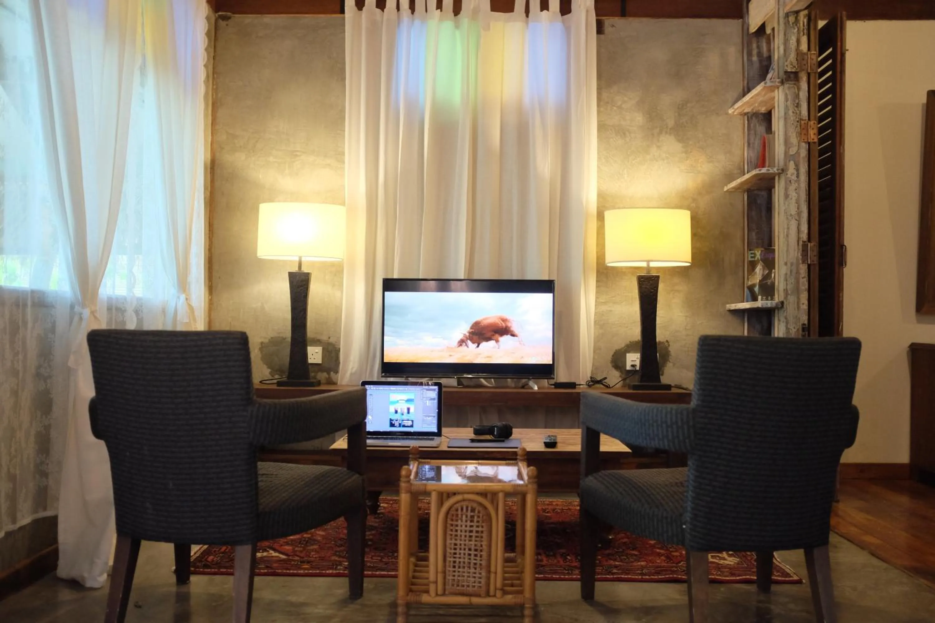 TV and multimedia in Panji Panji Tropical Wooden Home