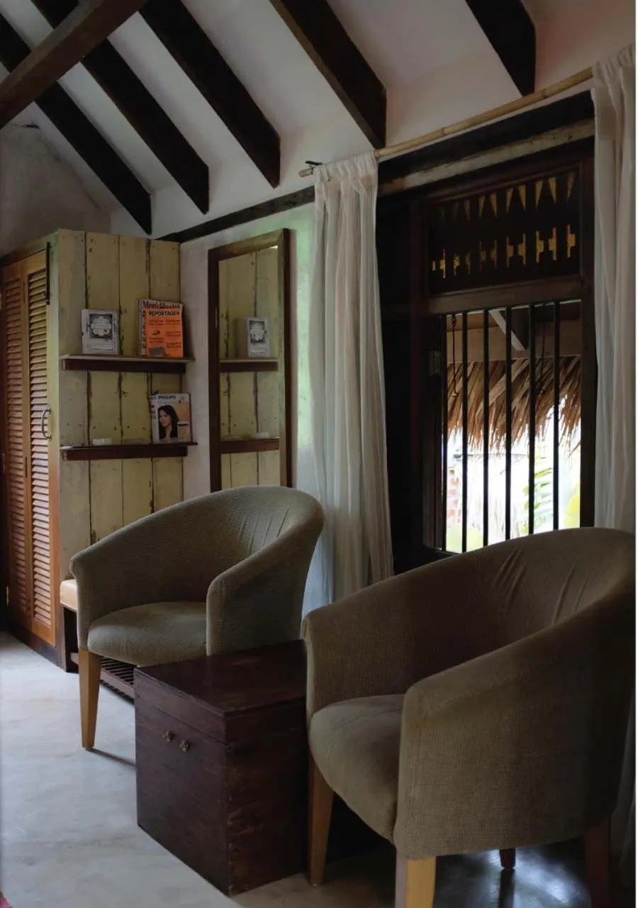 Living room in Panji Panji Tropical Wooden Home