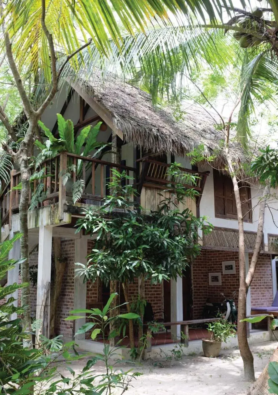 Property building in Panji Panji Tropical Wooden Home Property building in Panji Panji Tropical Wooden Home