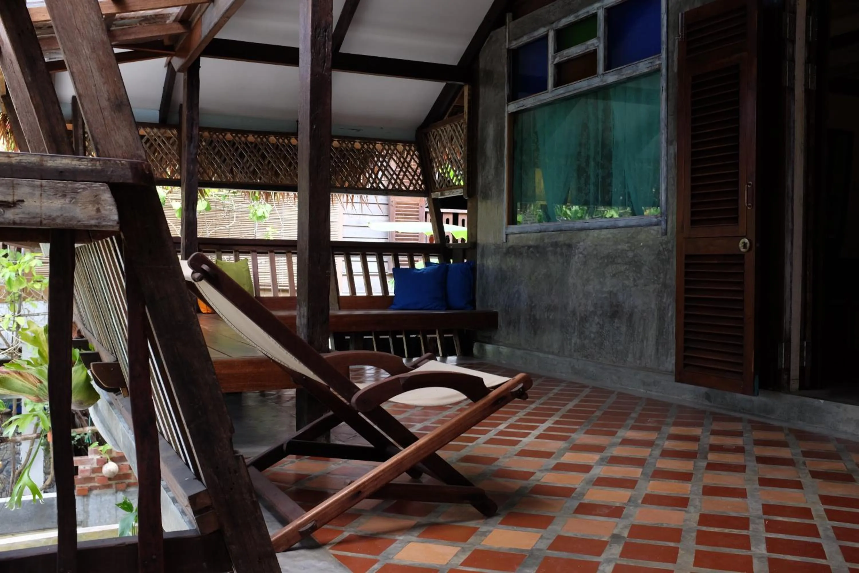 Balcony/Terrace in Panji Panji Tropical Wooden Home