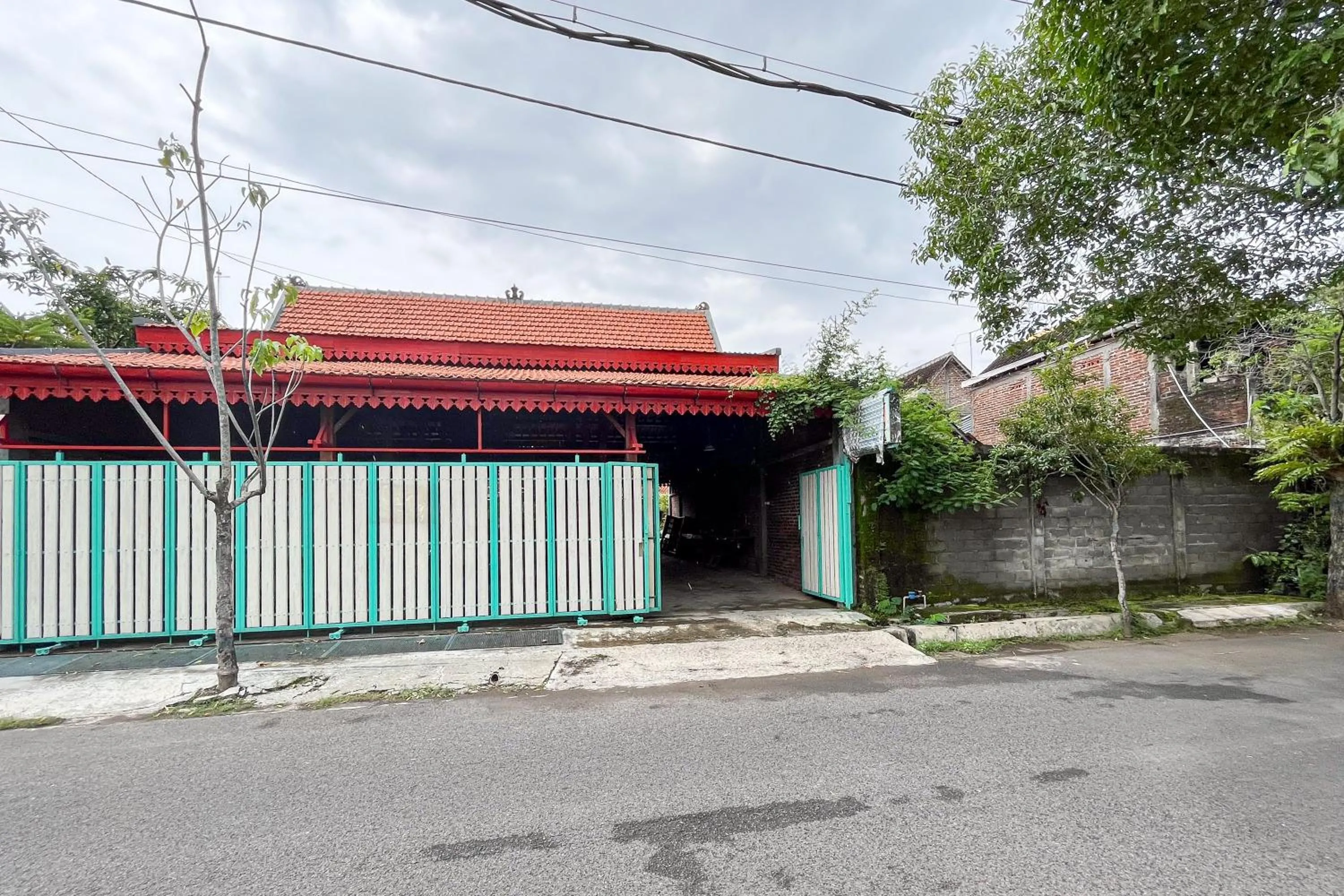 Property building in RedDoorz Syariah near RS Bhayangkara Nganjuk