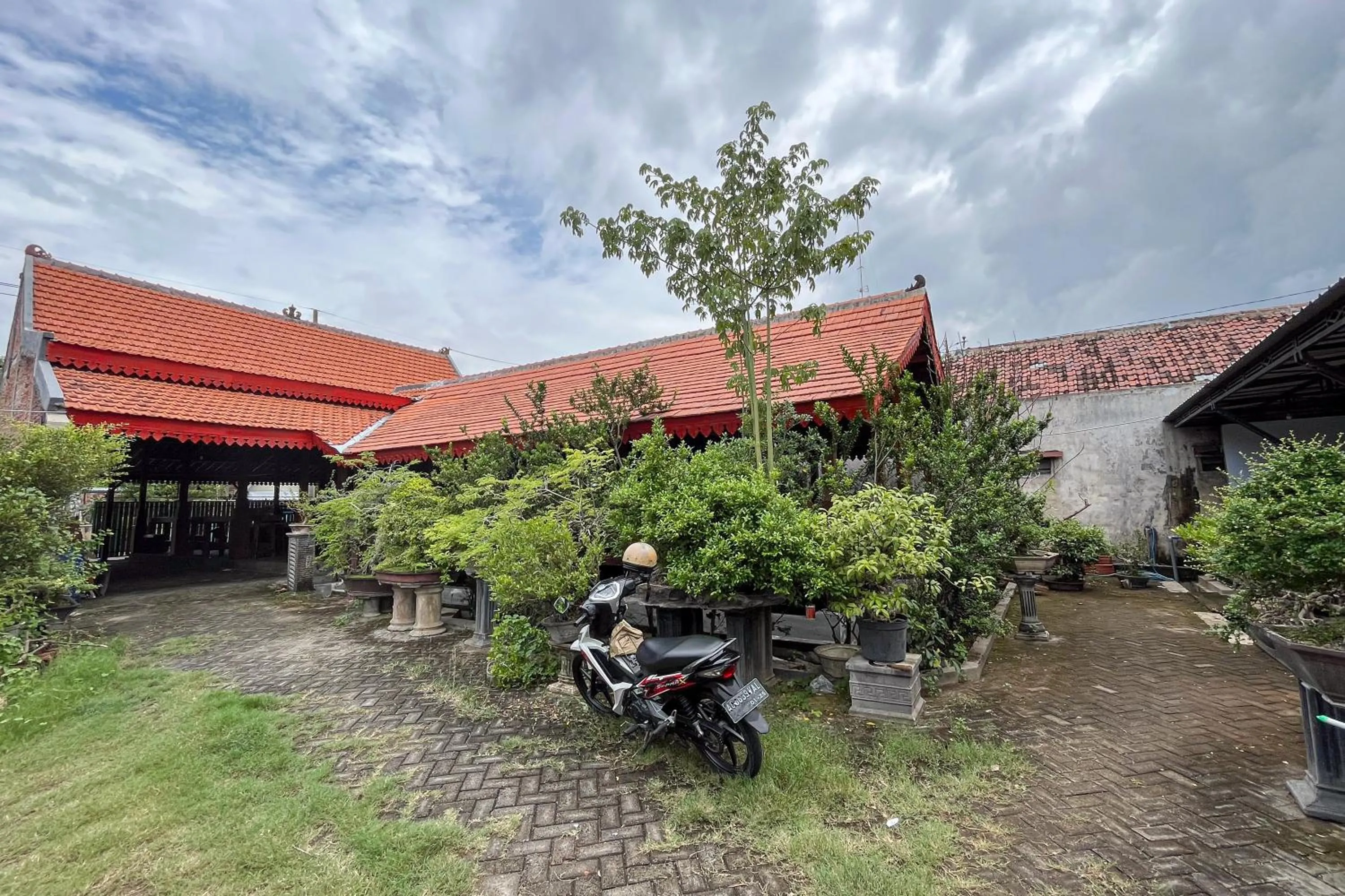 Property building in RedDoorz Syariah near RS Bhayangkara Nganjuk
