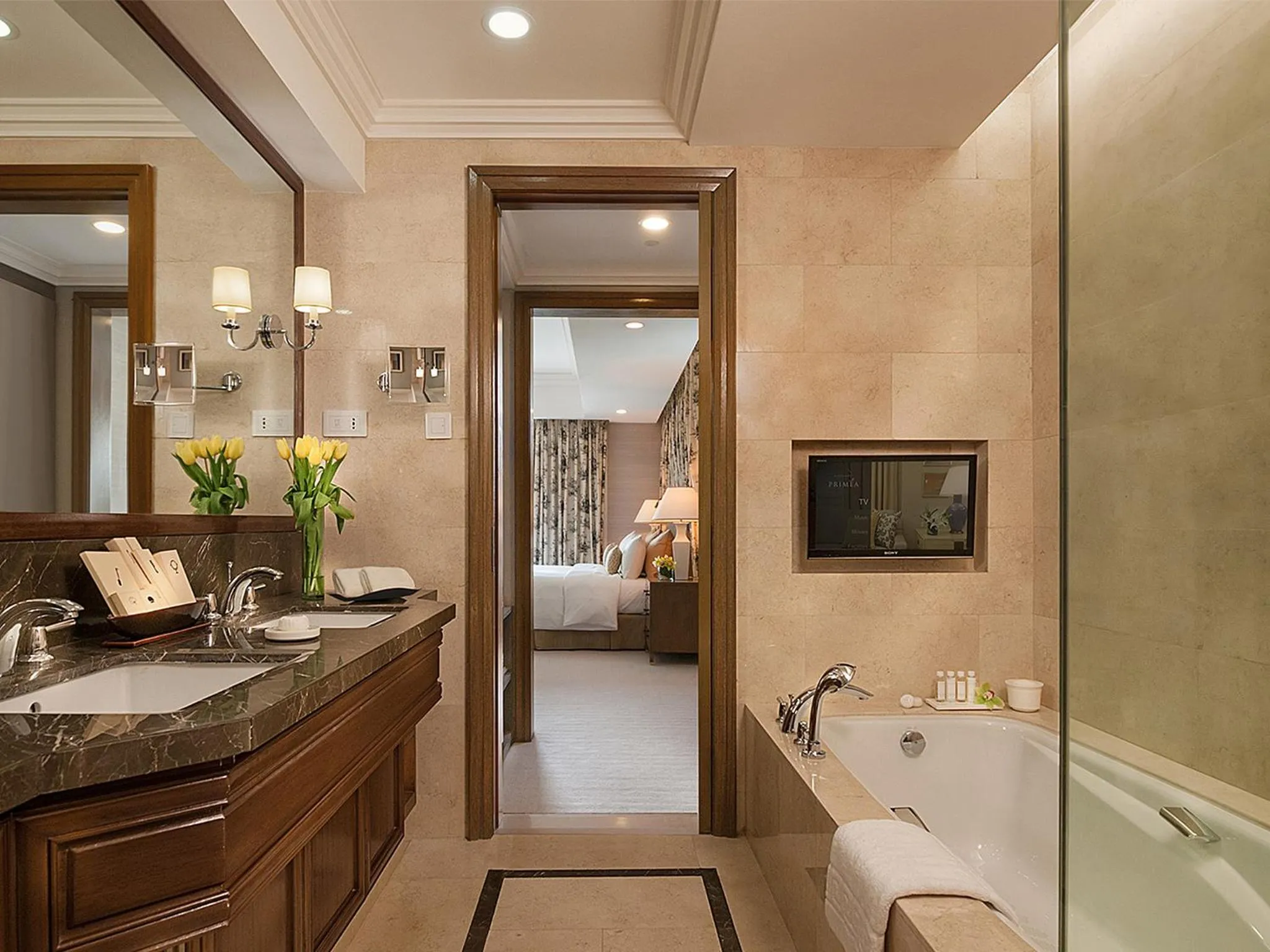 Bathroom in Discovery Primea
