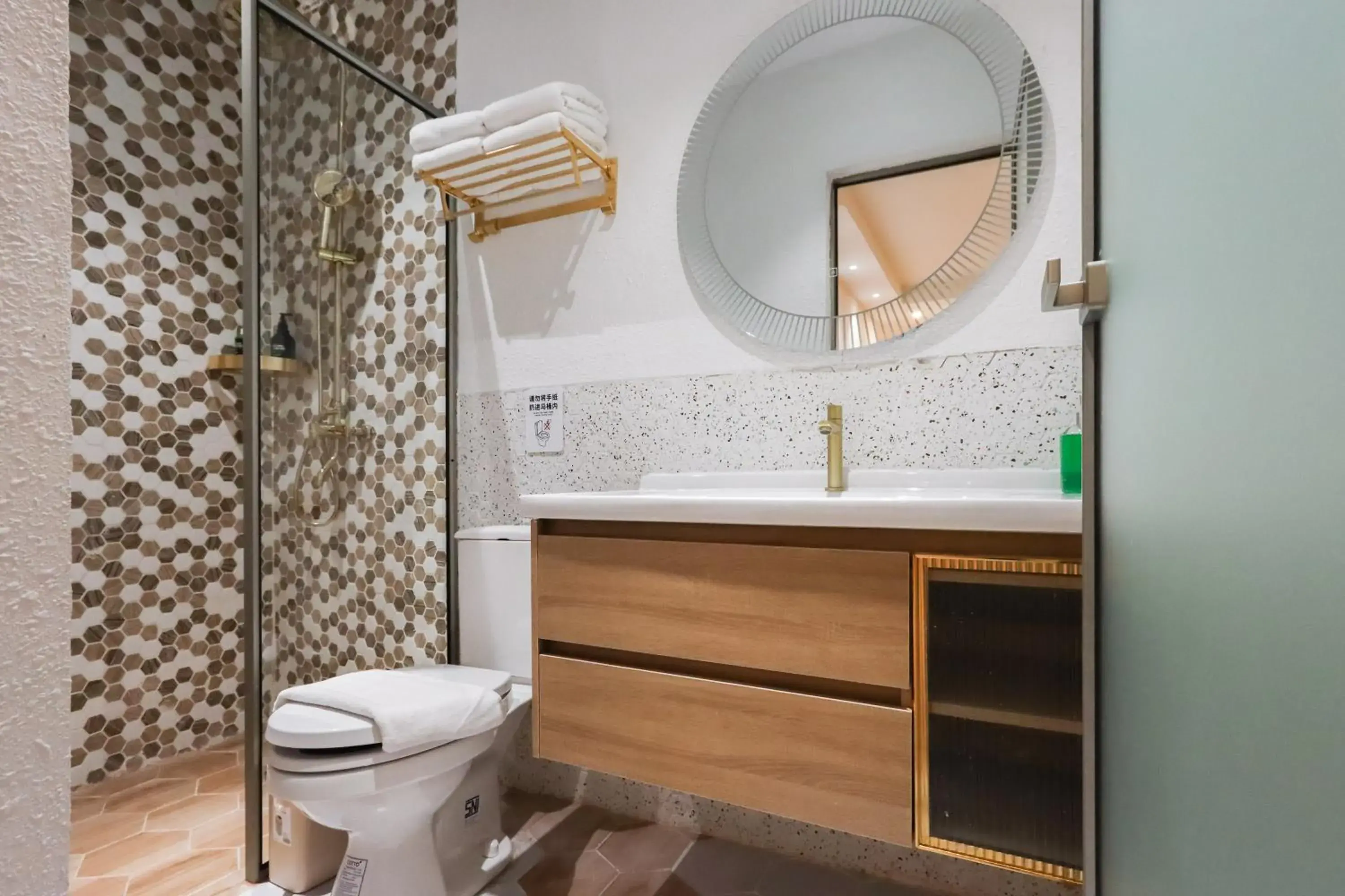 Bathroom in Casabella Homestay Batam Bathroom in Casabella Homestay Batam