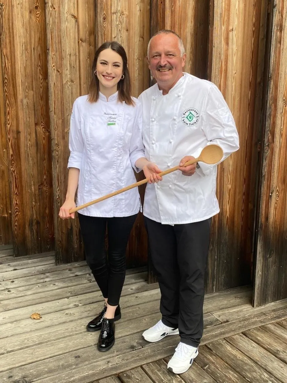 People in Ferien beim Treiber