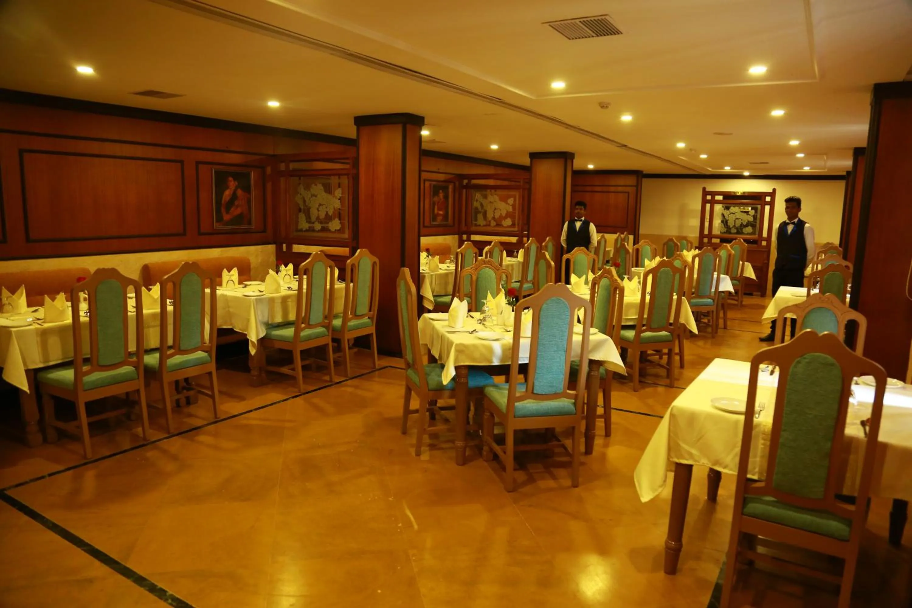 Restaurant/places to eat in Sopanam Heritage