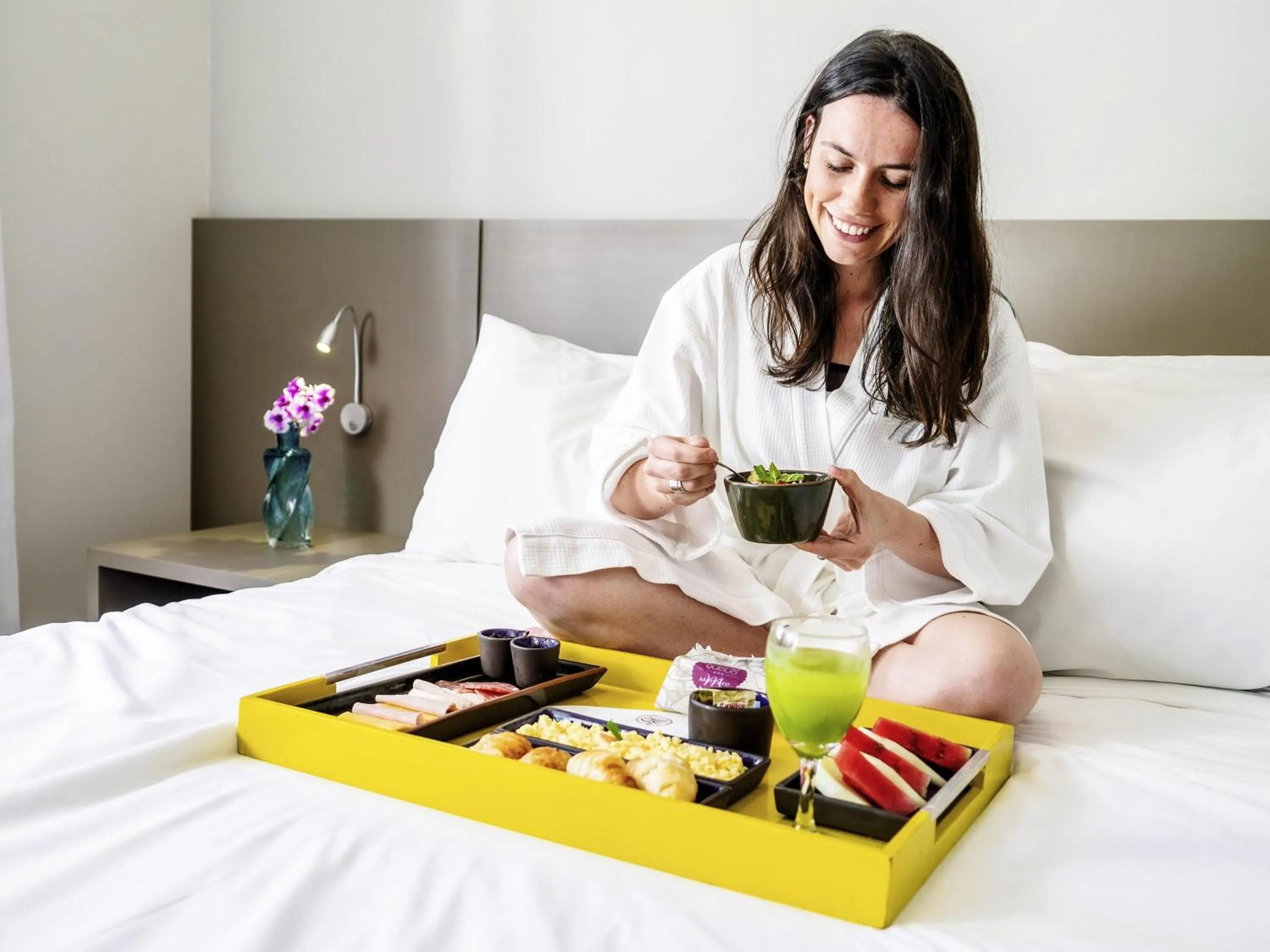 Breakfast, Bed in Mercure Sao Paulo Moema