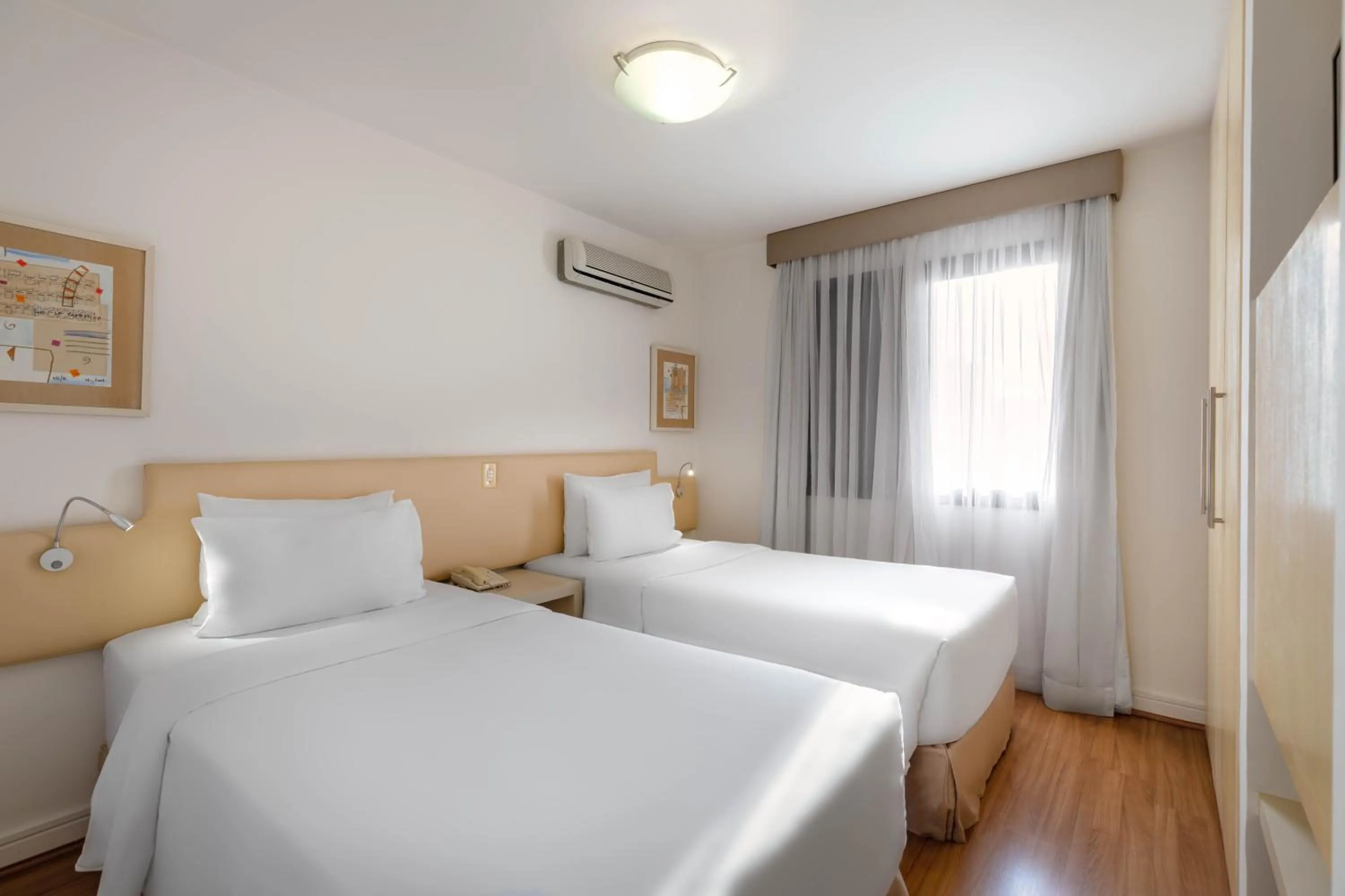 Bed in Mercure Sao Paulo Moema