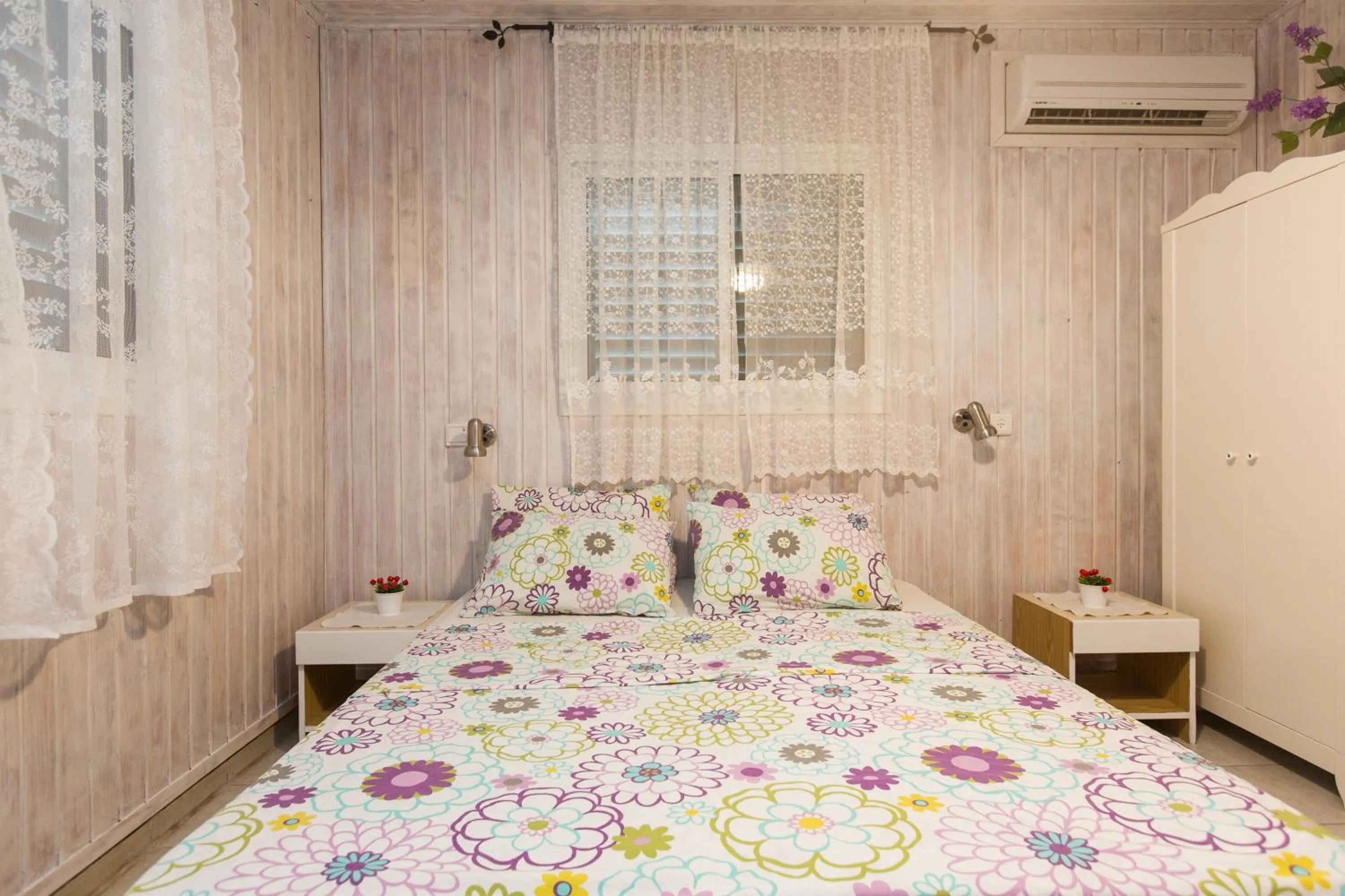 Bedroom, Bed in Leyad Hashmura Lodging