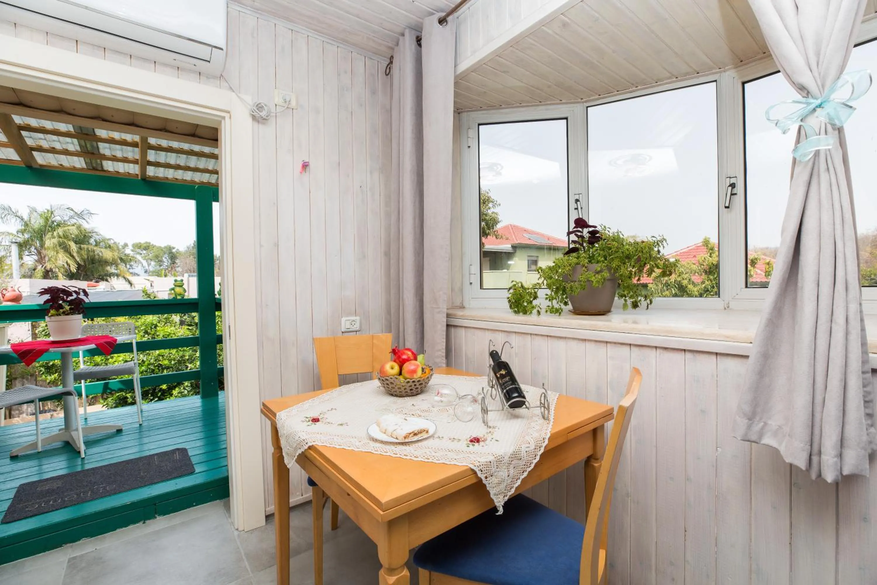 Leyad Hashmura Lodging