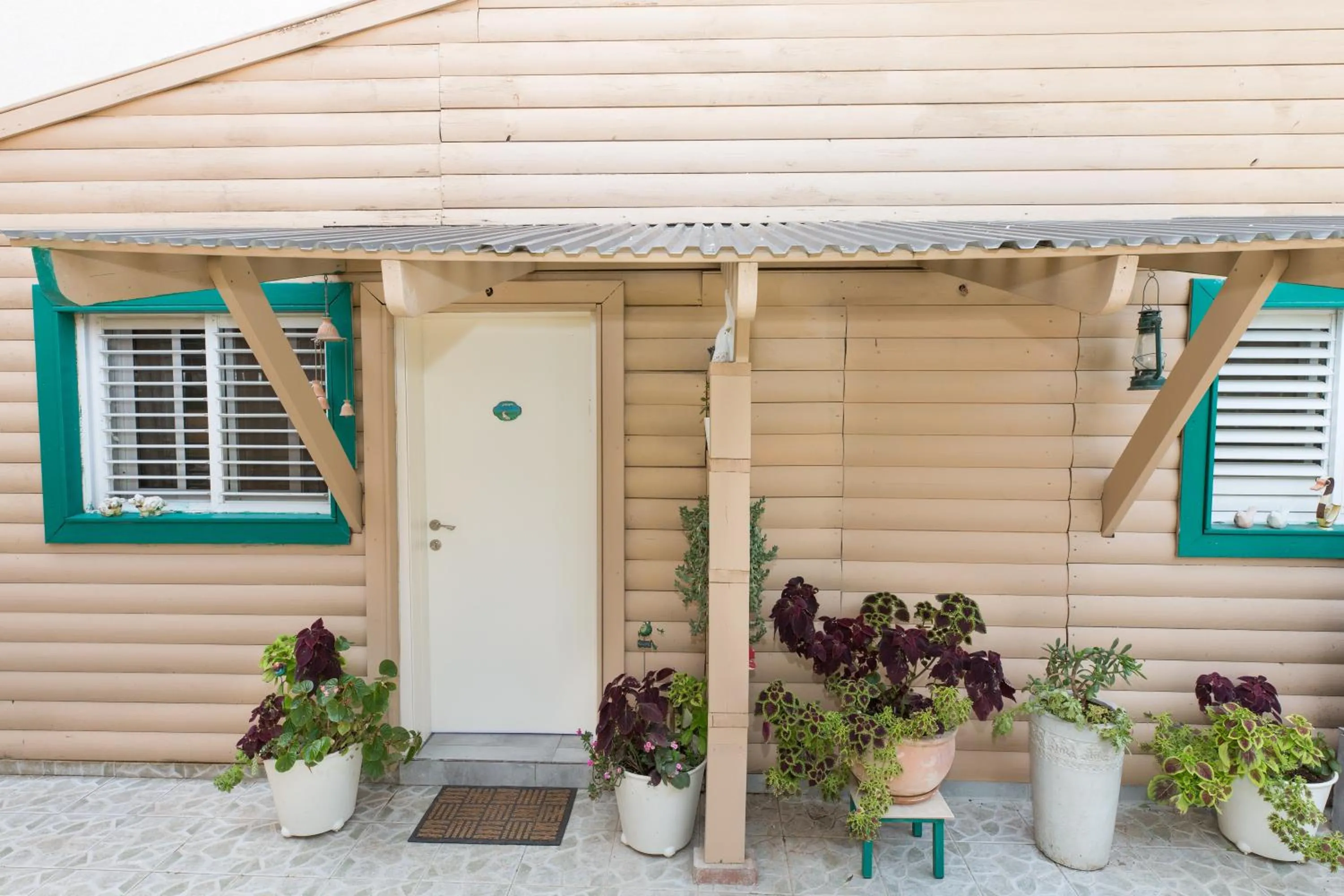 Leyad Hashmura Lodging