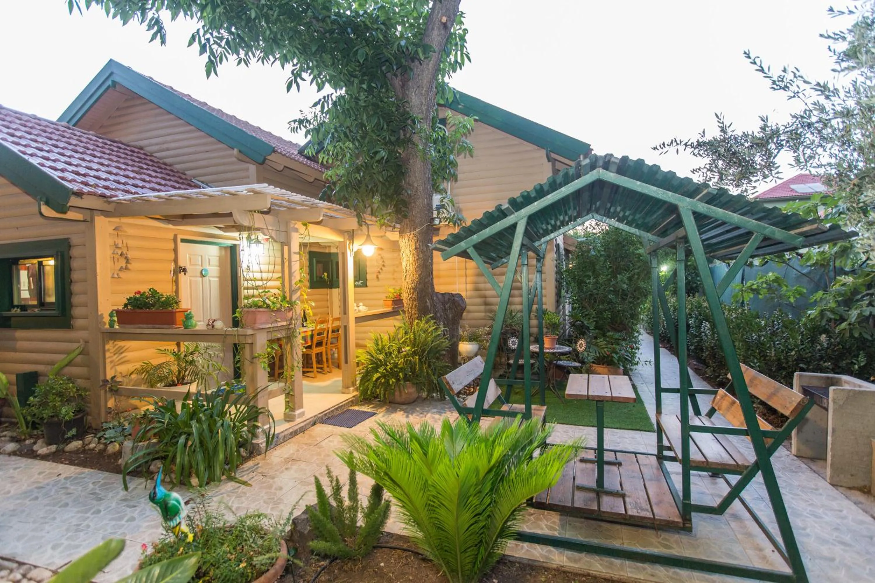 Garden in Leyad Hashmura Lodging
