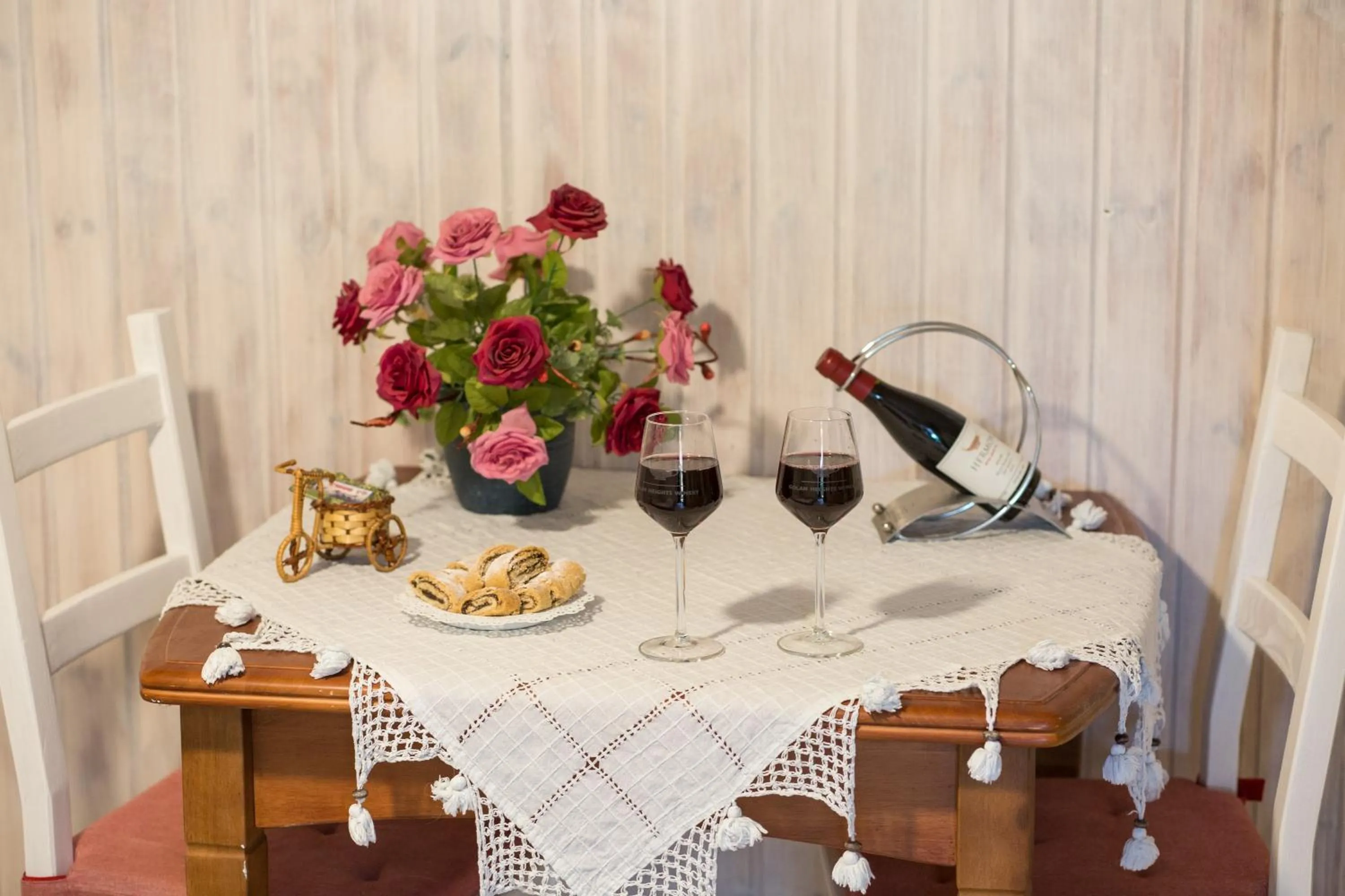 Food and drinks in Leyad Hashmura Lodging