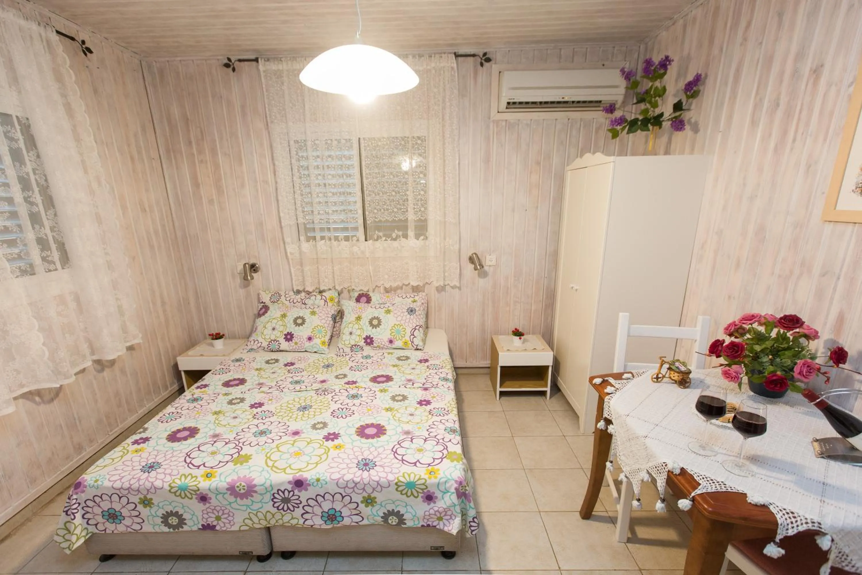 Bedroom, Bed in Leyad Hashmura Lodging