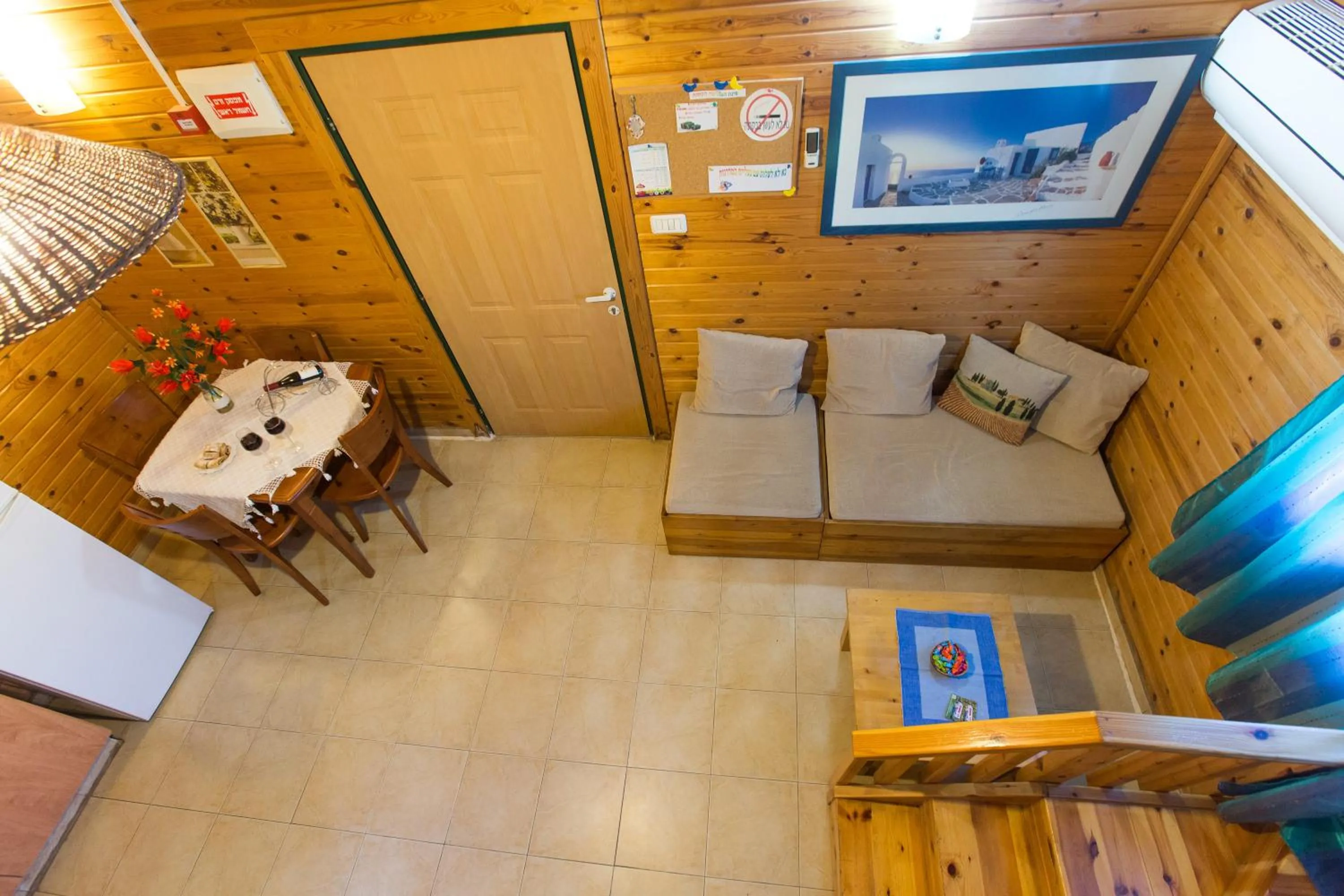 Living room in Leyad Hashmura Lodging