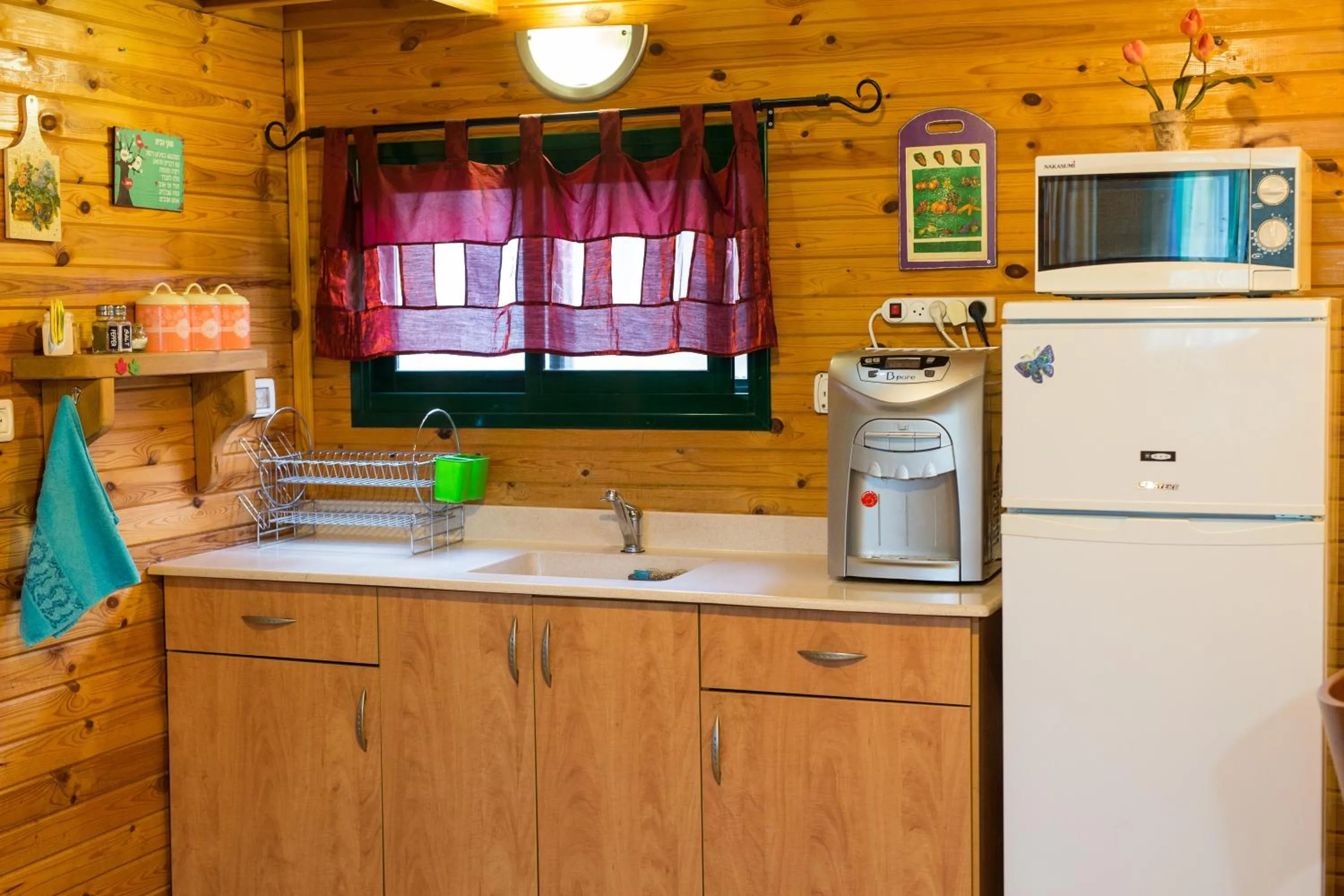 Kitchen or kitchenette in Leyad Hashmura Lodging
