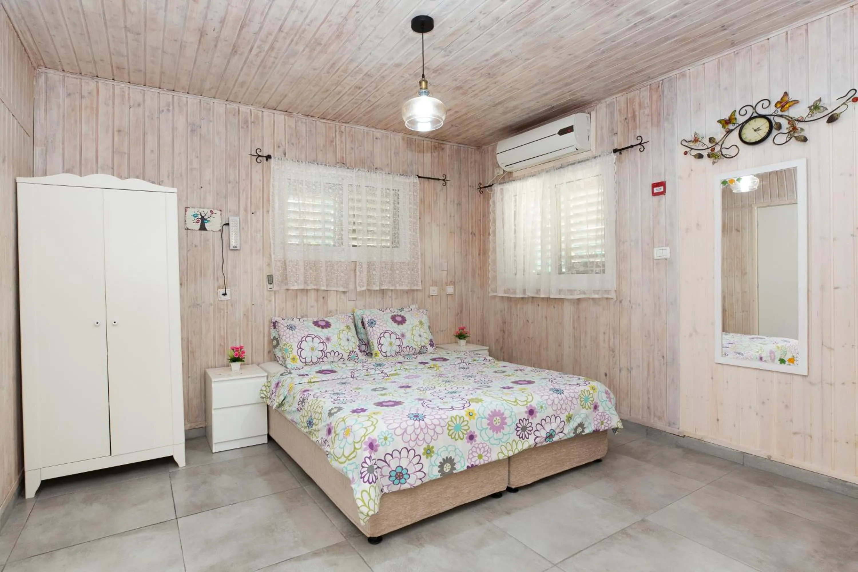 Bed in Leyad Hashmura Lodging